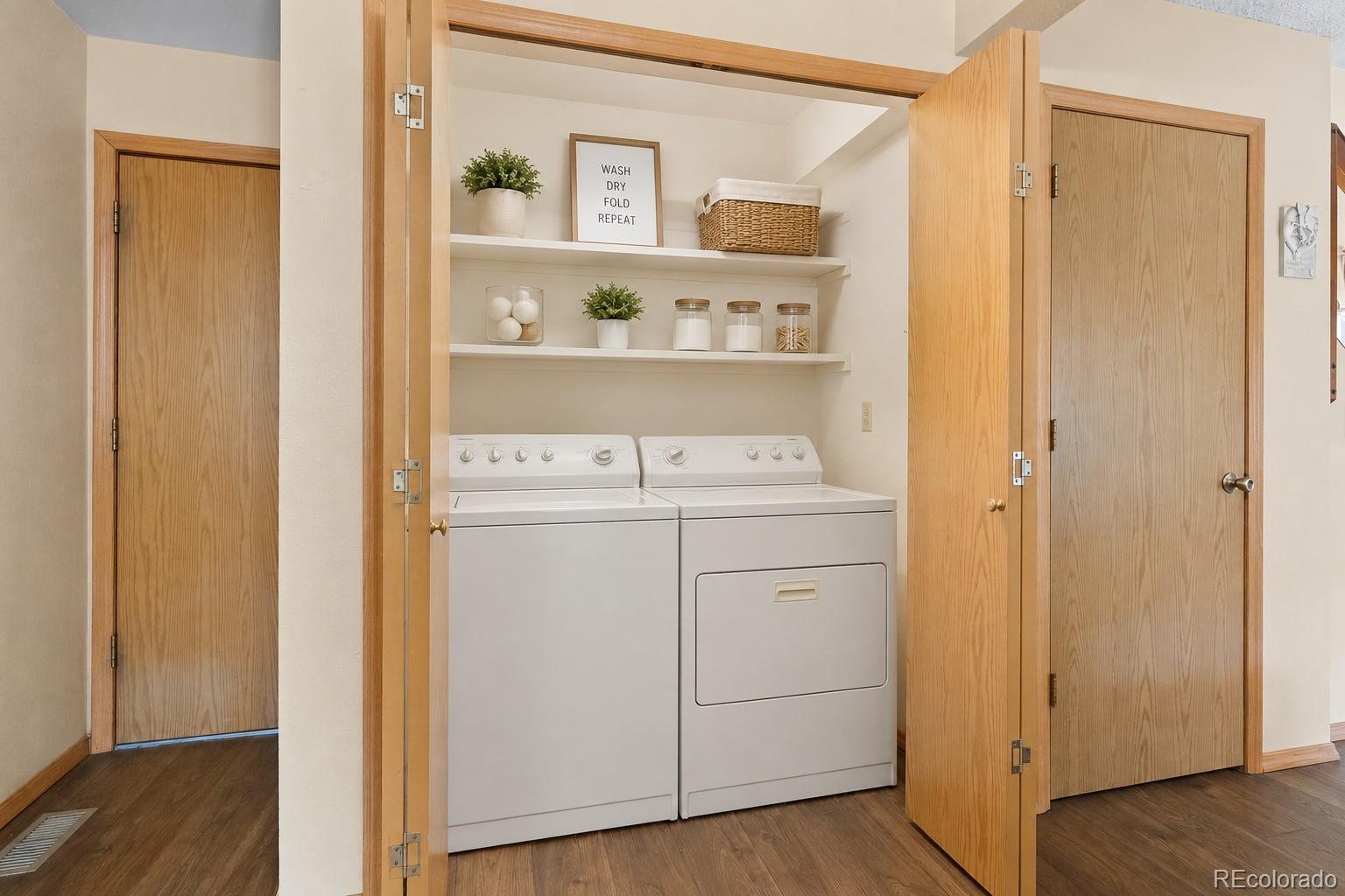 MLS Image #16 for 720  walden court,littleton, Colorado