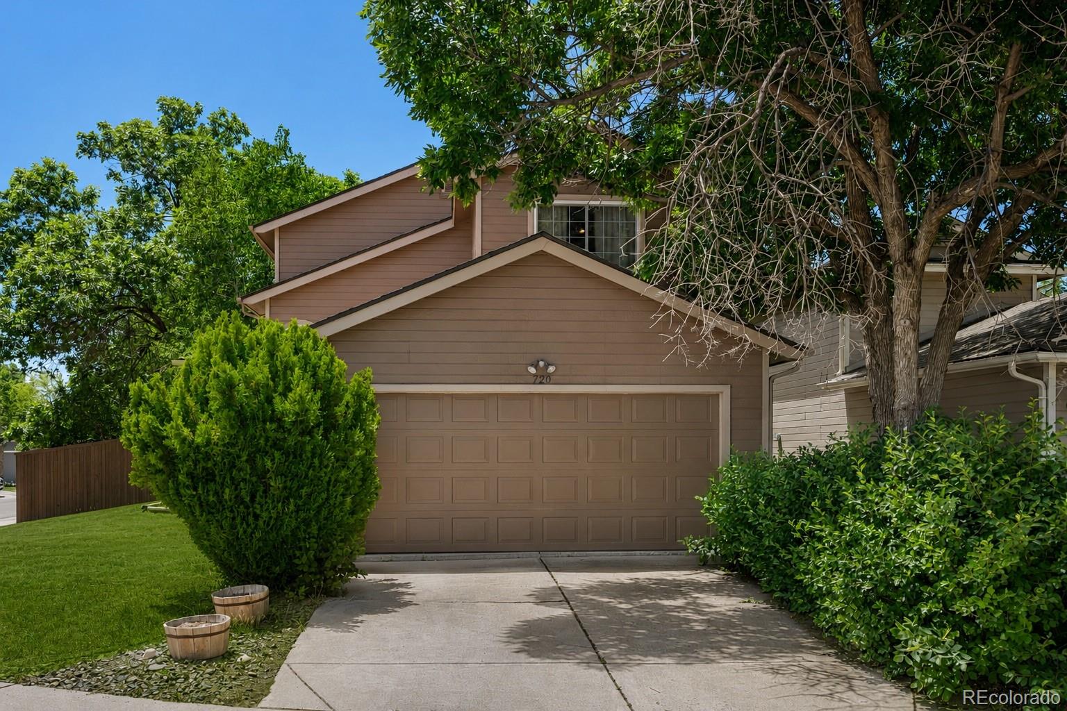 MLS Image #2 for 720  walden court,littleton, Colorado