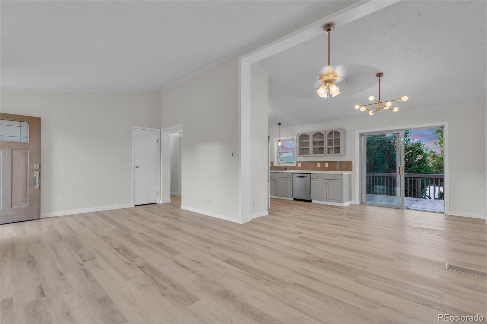 MLS Image #11 for 9696  downing street,denver, Colorado