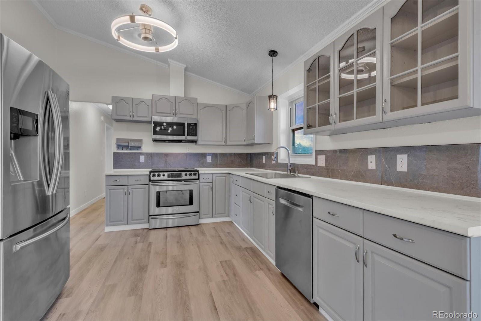 MLS Image #13 for 9696  downing street,denver, Colorado