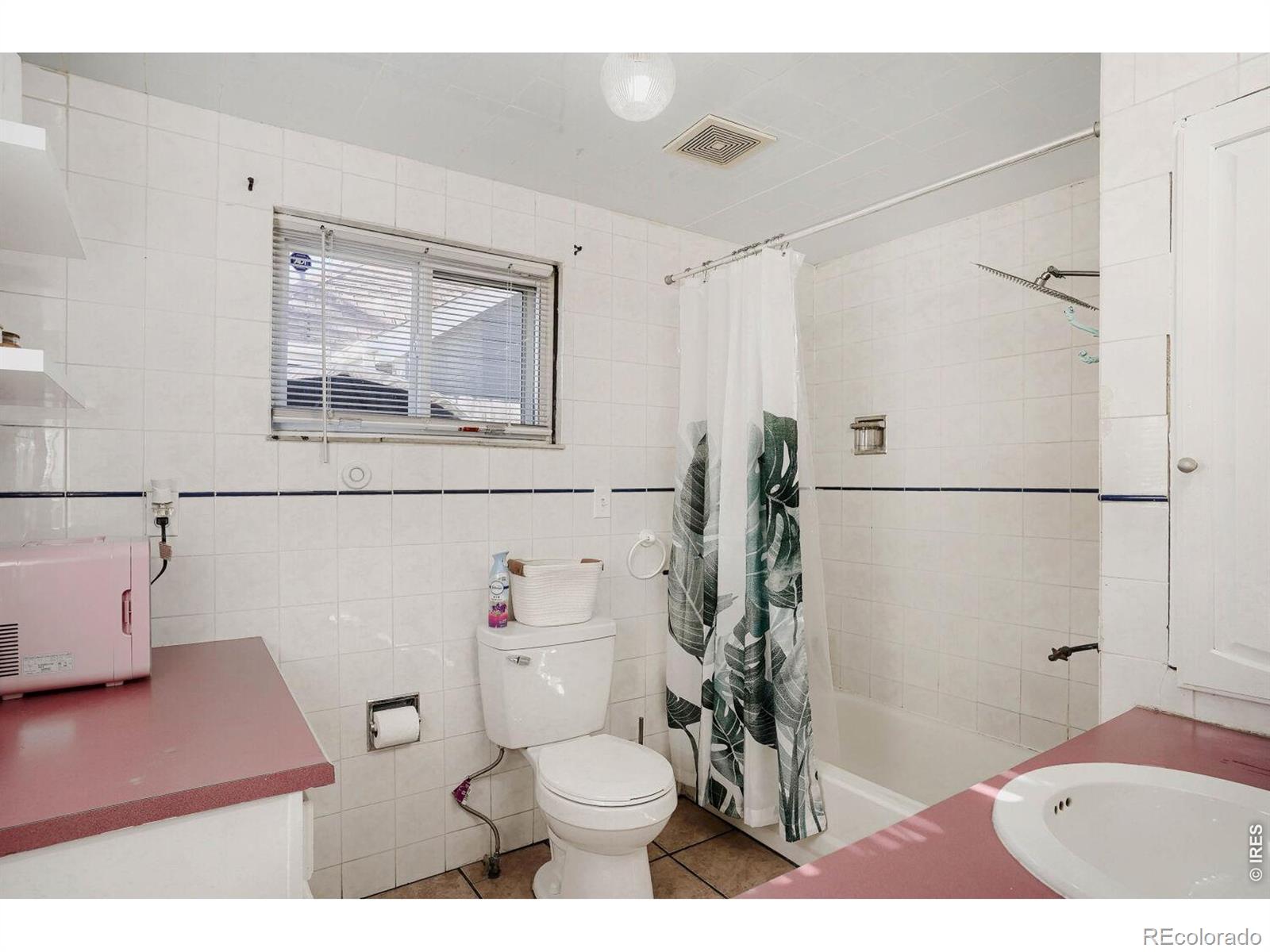 MLS Image #12 for 6401  irving street,denver, Colorado