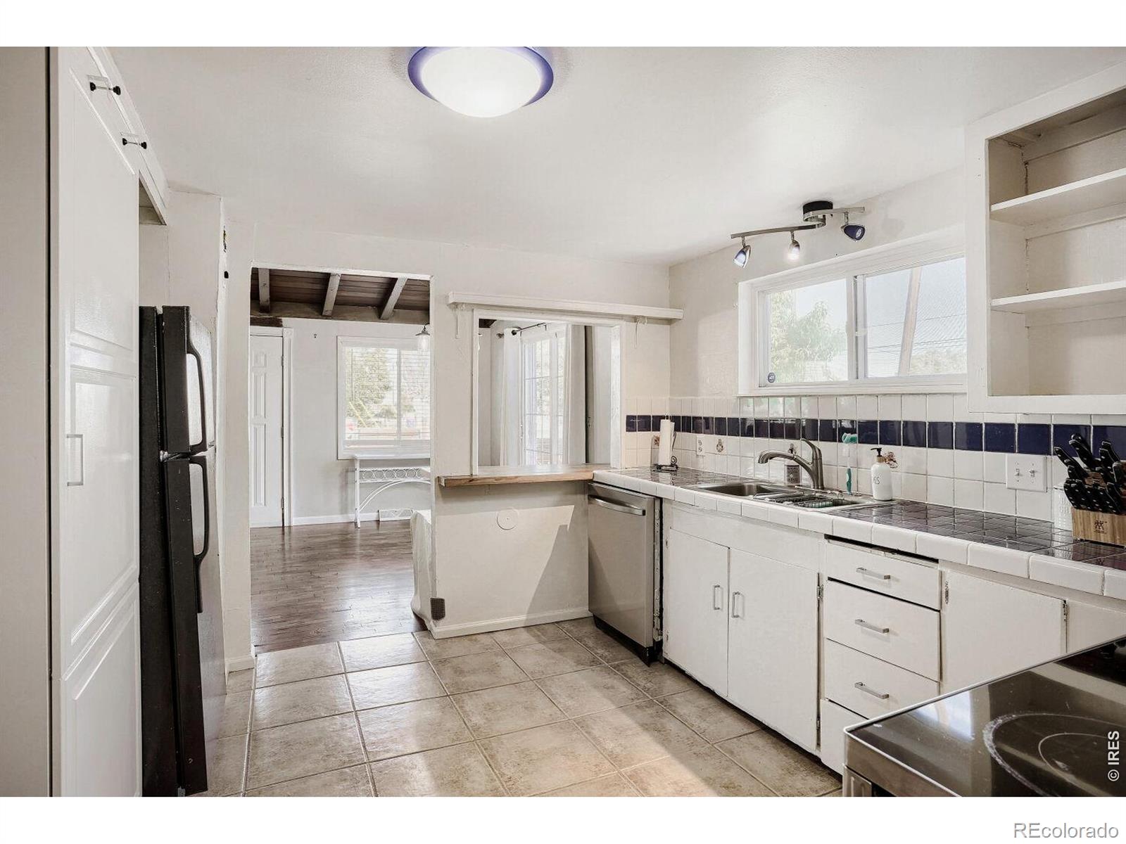 MLS Image #4 for 6401  irving street,denver, Colorado