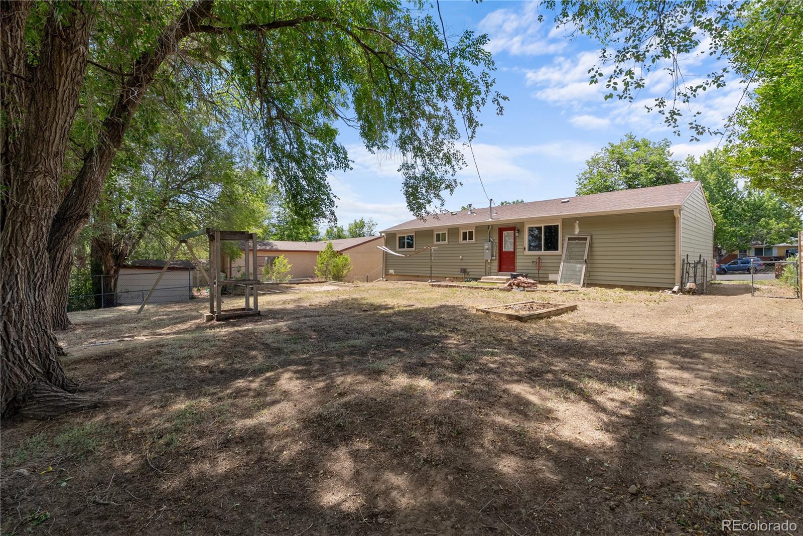 MLS Image #18 for 4011 e pikes peak avenue,colorado springs, Colorado
