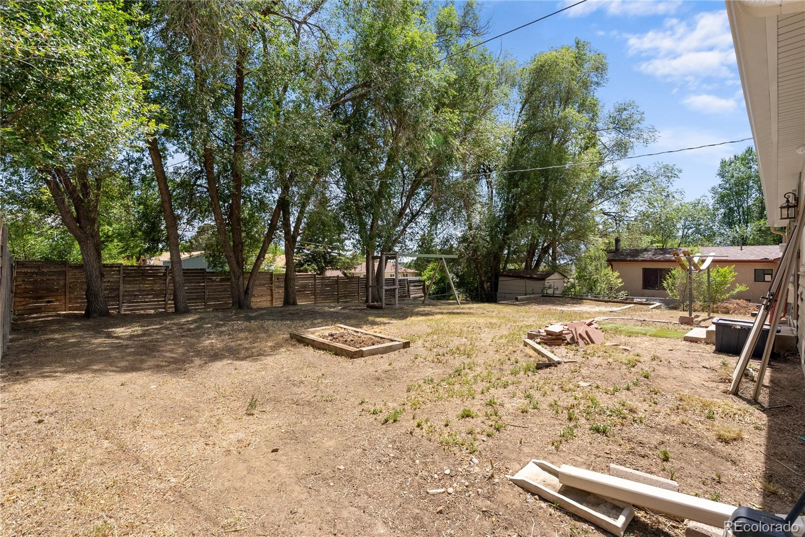 MLS Image #19 for 4011 e pikes peak avenue,colorado springs, Colorado