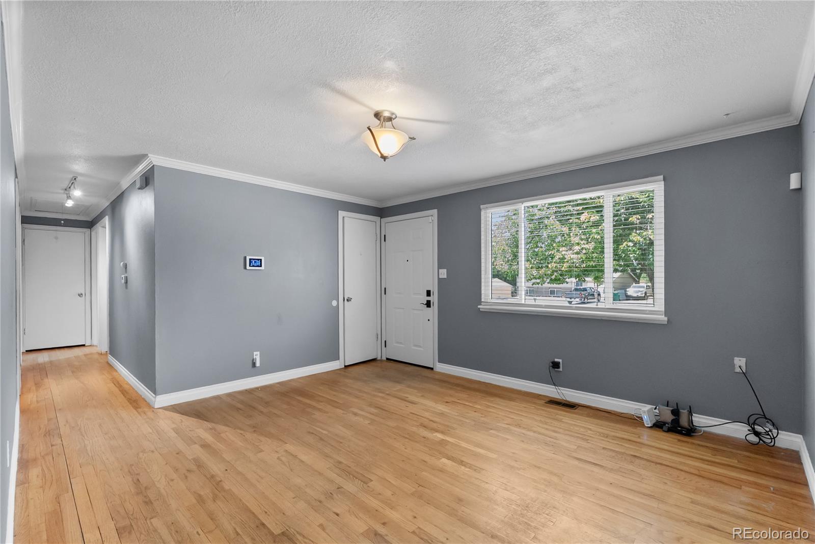 MLS Image #4 for 4011 e pikes peak avenue,colorado springs, Colorado