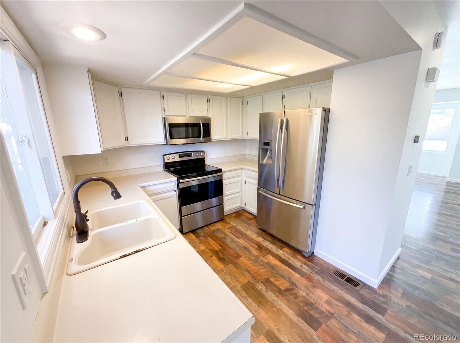 MLS Image #5 for 9938  garland drive,broomfield, Colorado