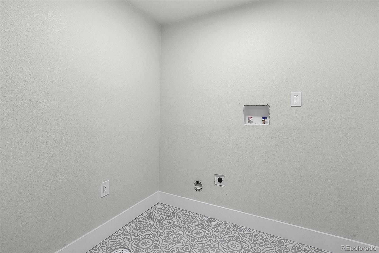 MLS Image #29 for 1115 s harlan street,lakewood, Colorado