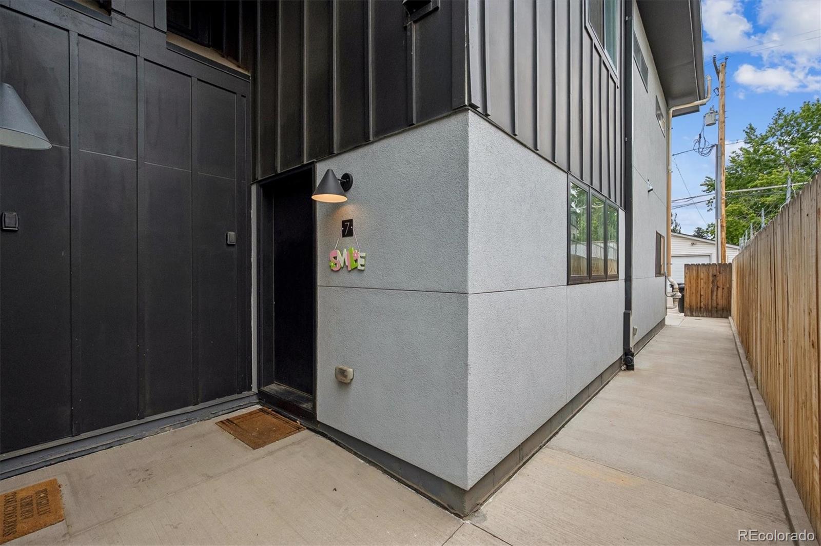 MLS Image #16 for 2478 s delaware street,denver, Colorado