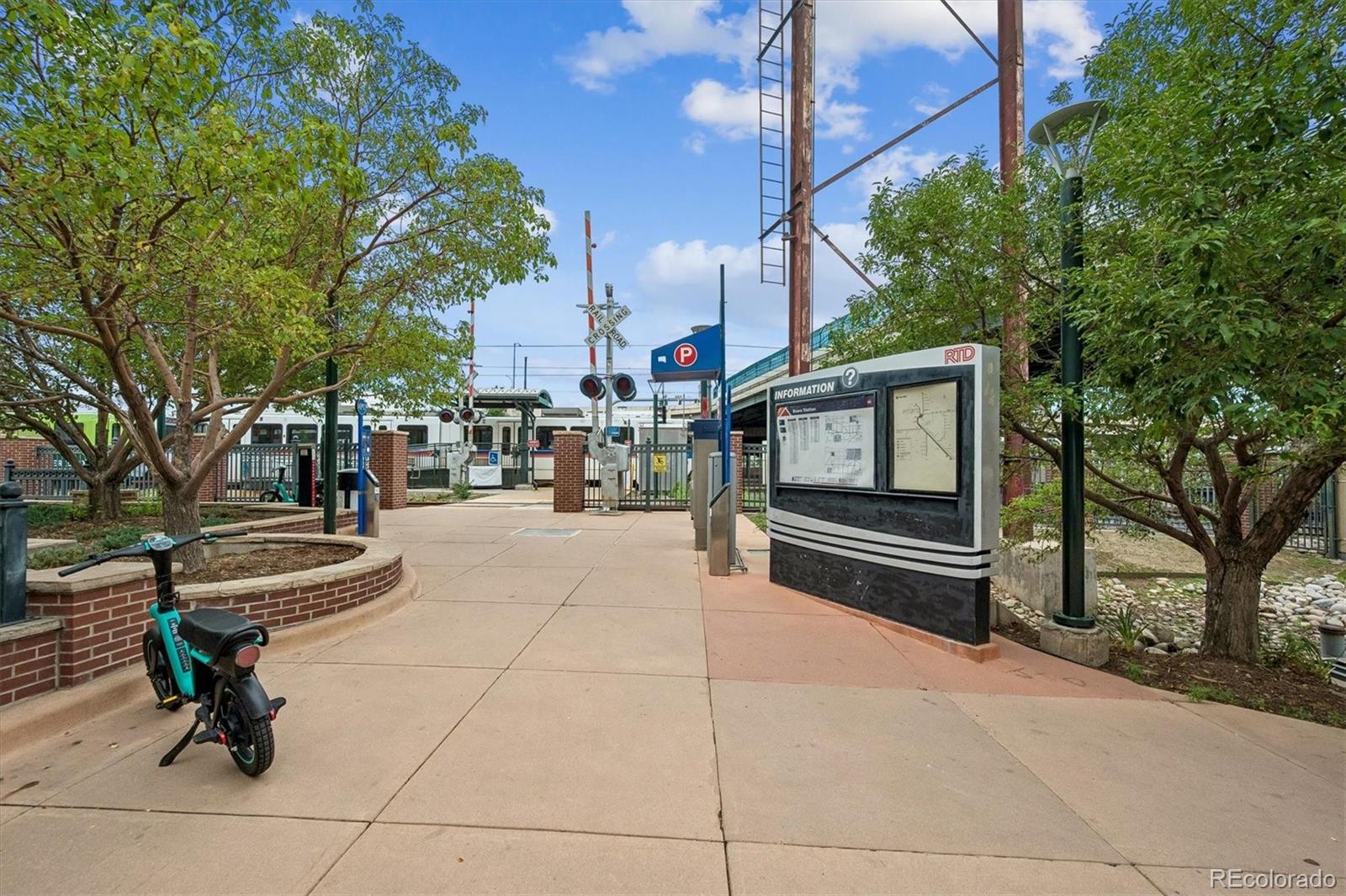 MLS Image #23 for 2478 s delaware street,denver, Colorado
