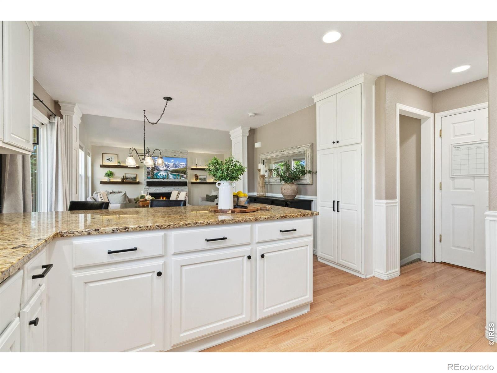MLS Image #10 for 1890  twin lakes circle,loveland, Colorado