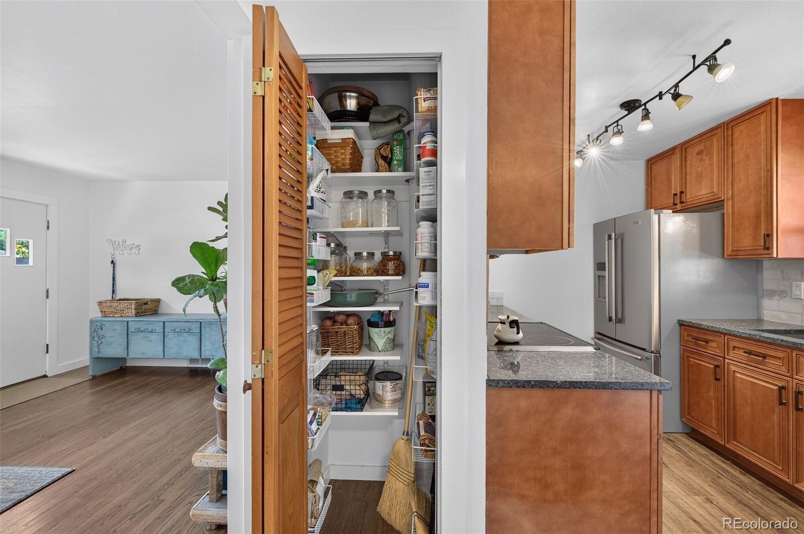 MLS Image #15 for 5189 s sherman street,littleton, Colorado