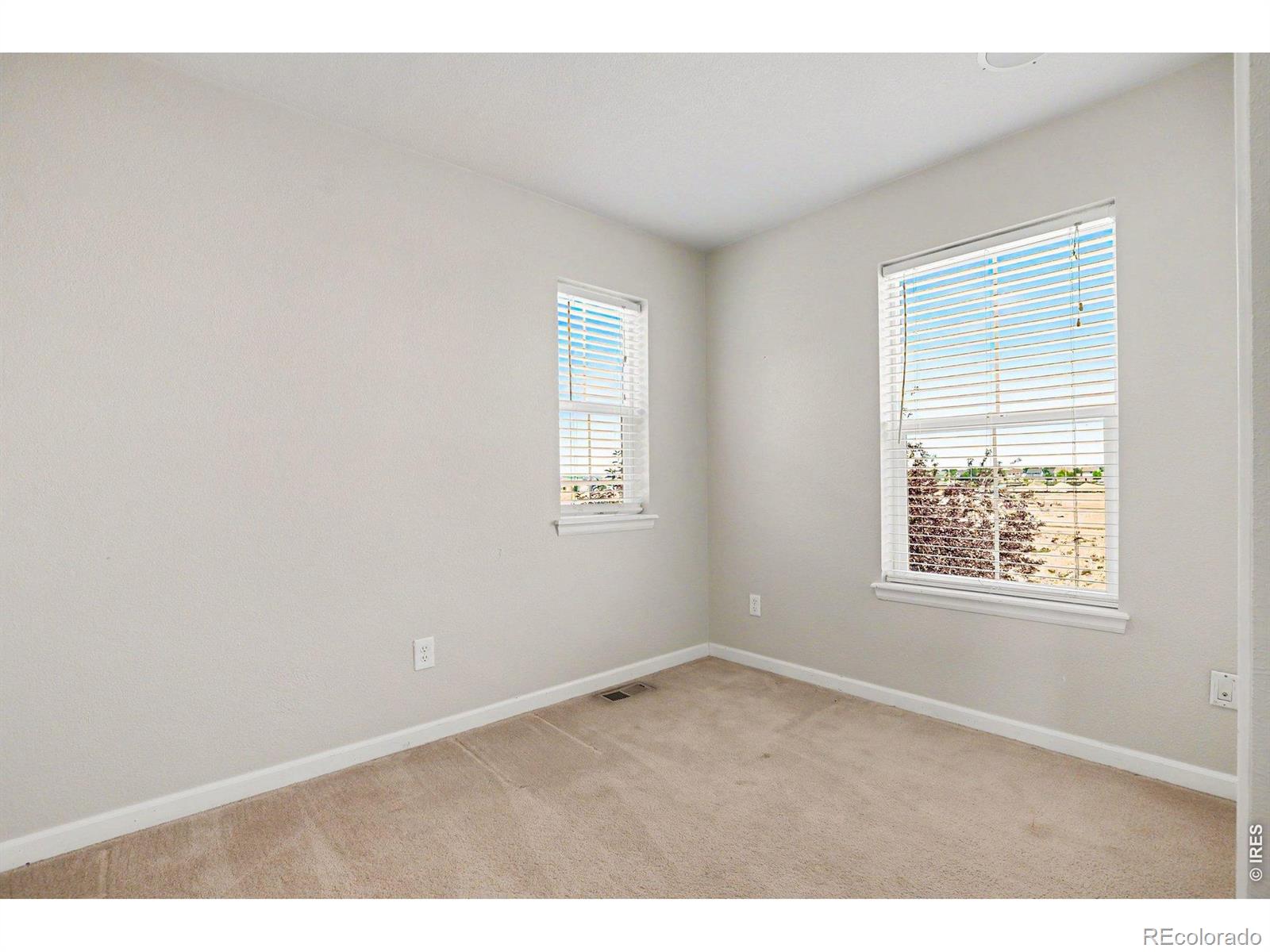 MLS Image #14 for 9505 e 109th circle,commerce city, Colorado