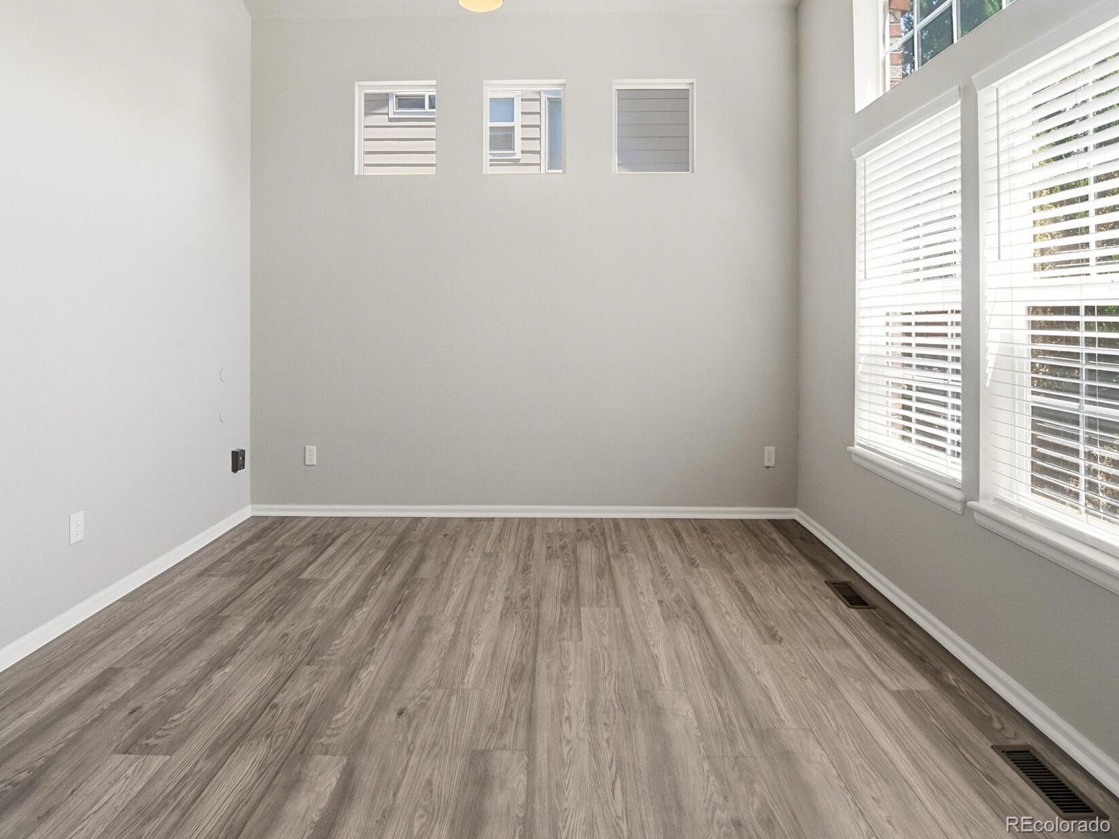 MLS Image #3 for 3261 e 102nd court,denver, Colorado