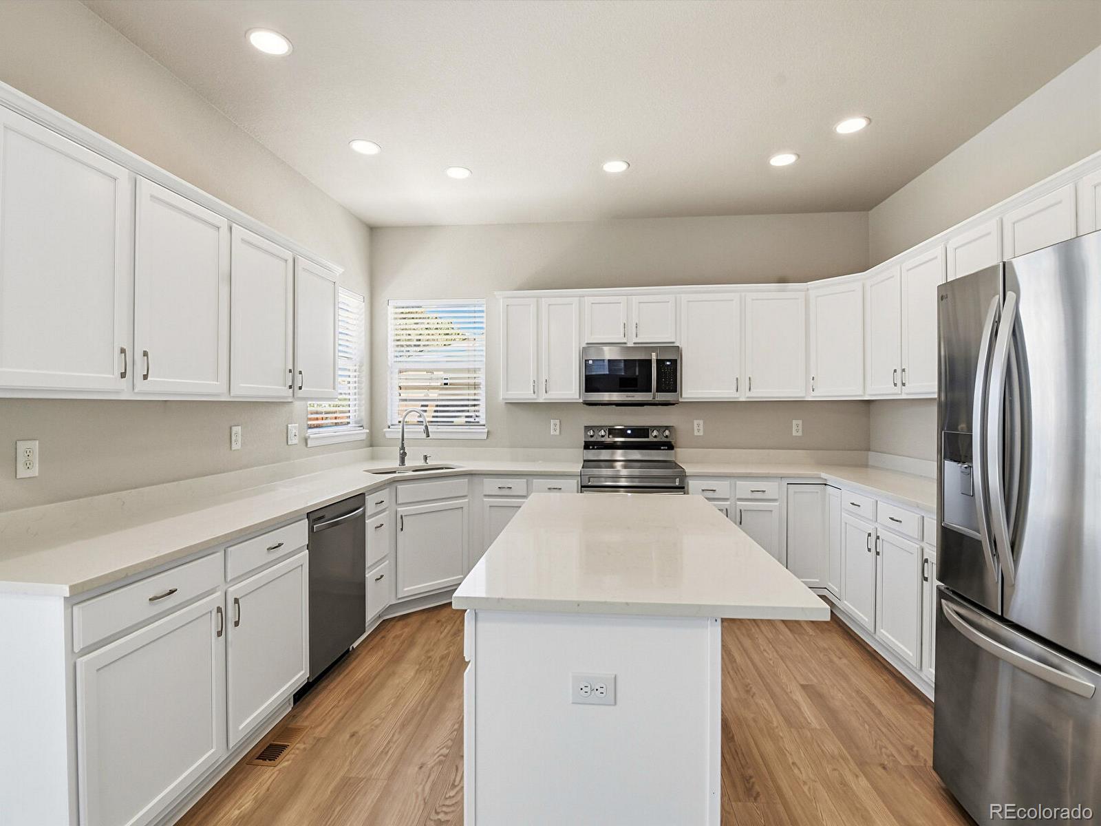 MLS Image #8 for 3261 e 102nd court,denver, Colorado