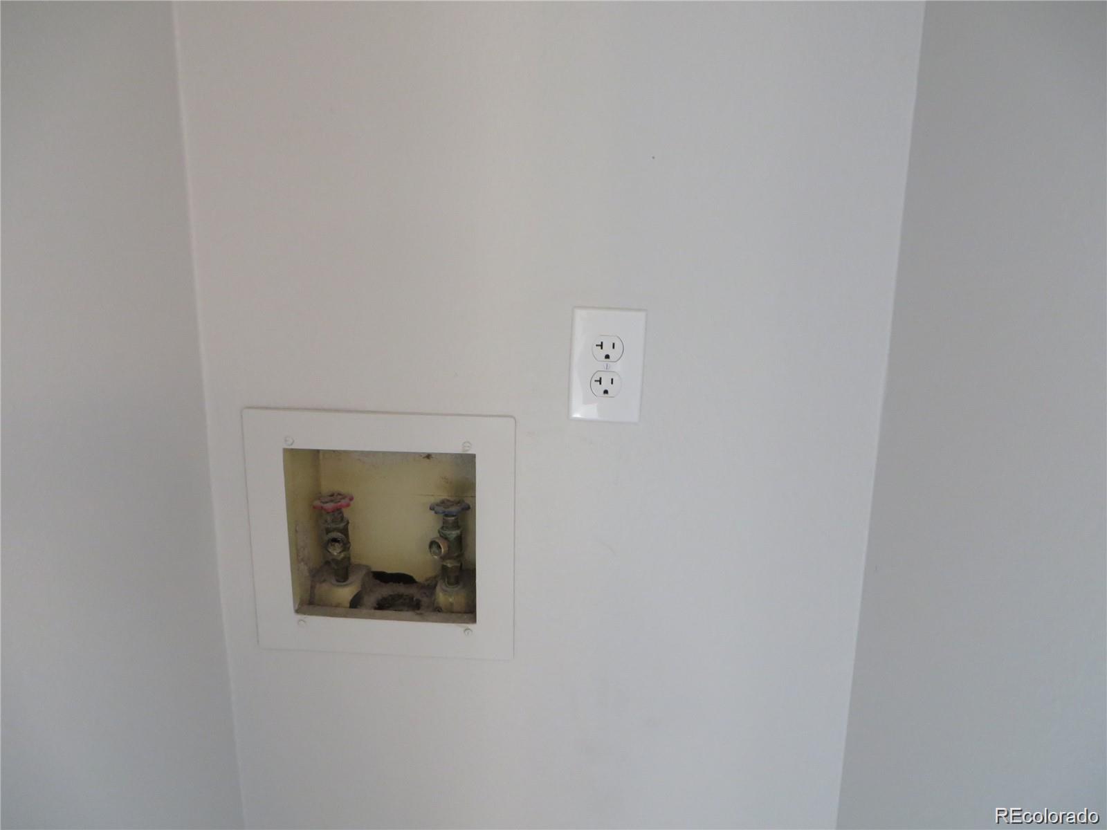 MLS Image #17 for 10150 e virginia avenue,denver, Colorado