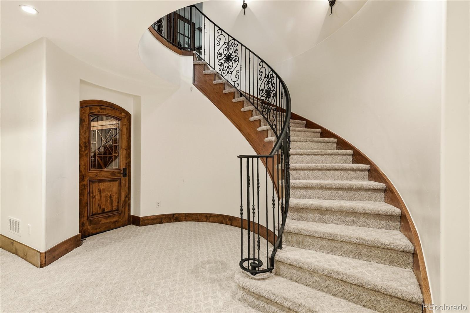 MLS Image #26 for 1250 s elizabeth street,denver, Colorado