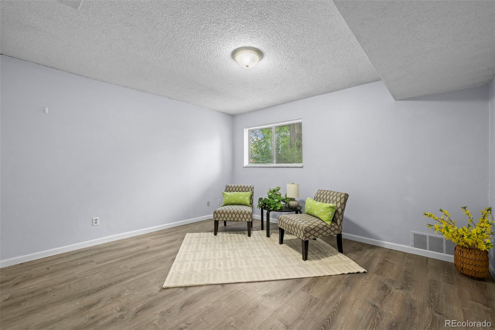 MLS Image #11 for 3121 s tamarac drive,denver, Colorado