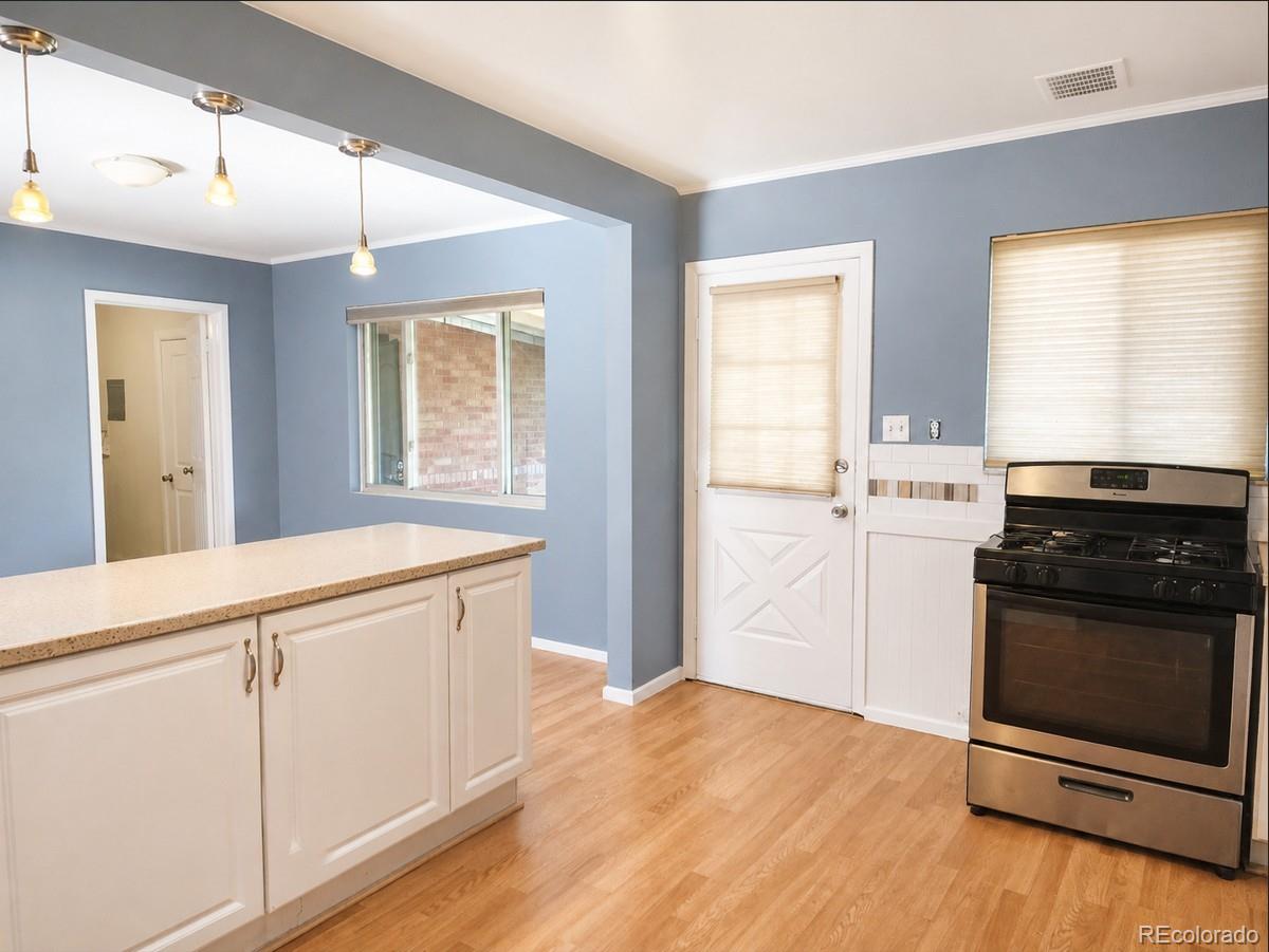 MLS Image #6 for 700  toledo street,aurora, Colorado