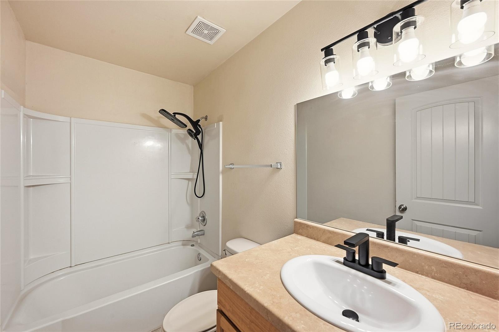 MLS Image #13 for 976  coronado parkway,denver, Colorado