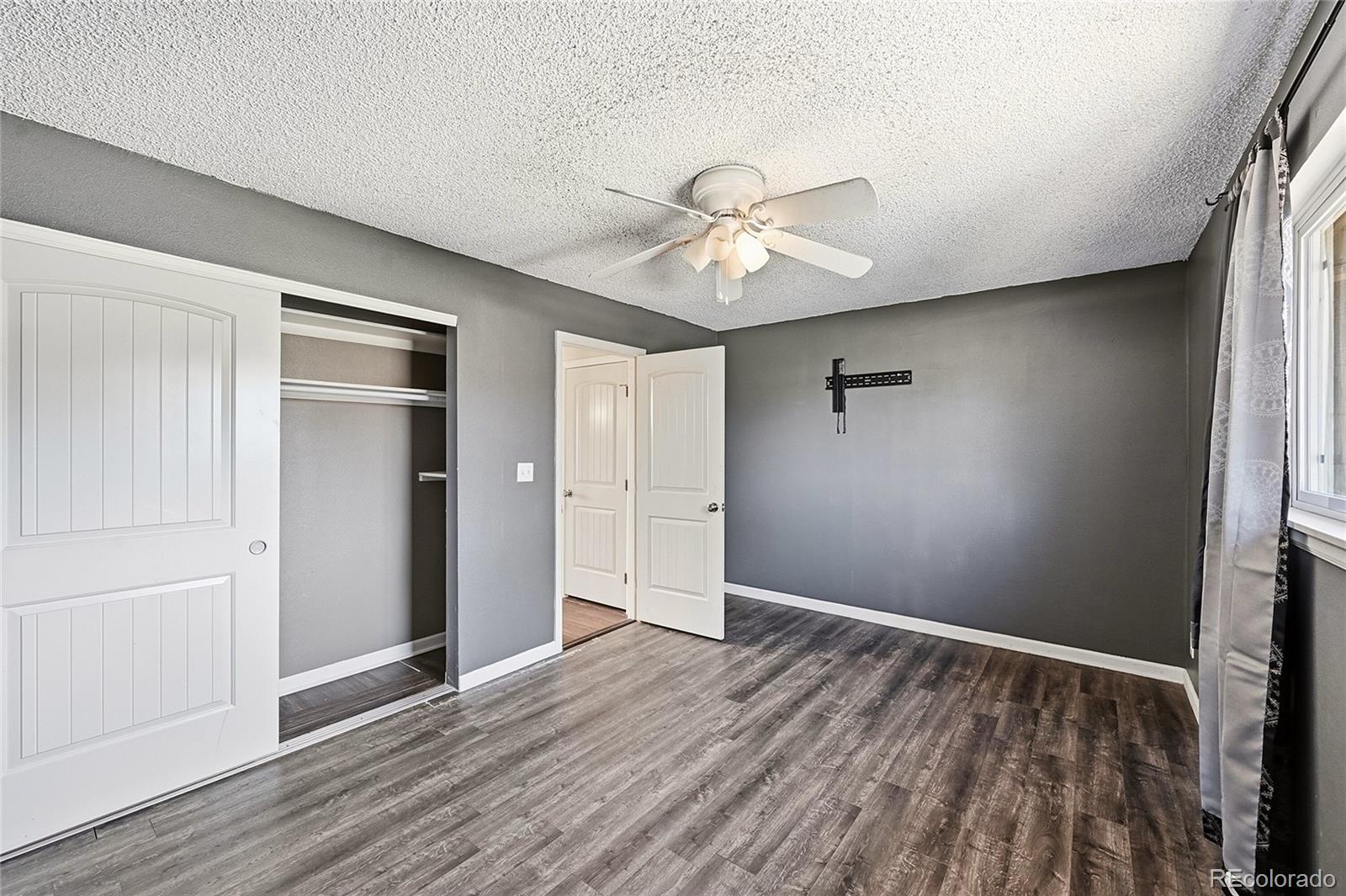 MLS Image #16 for 976  coronado parkway,denver, Colorado