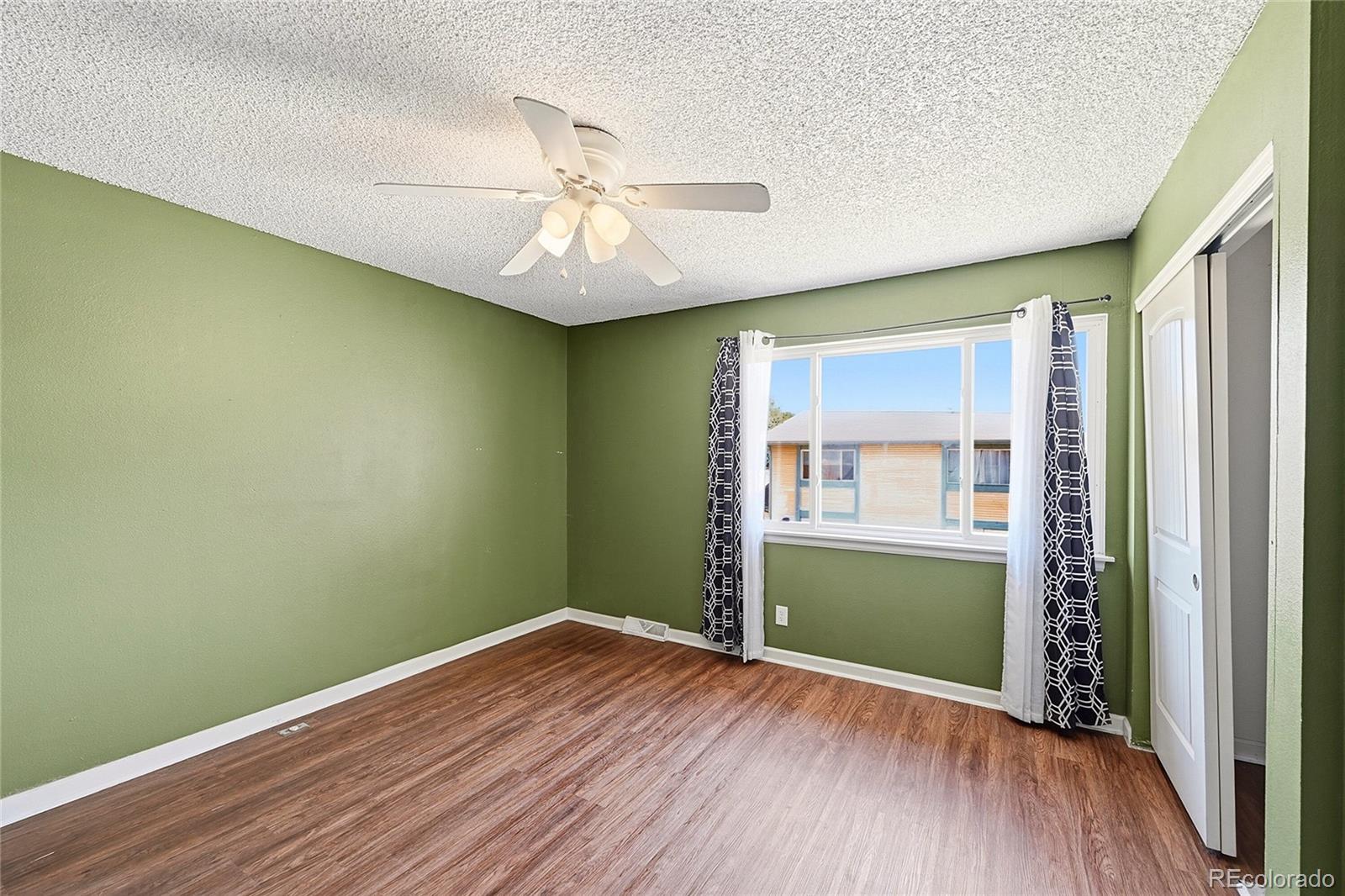 MLS Image #6 for 976  coronado parkway,denver, Colorado