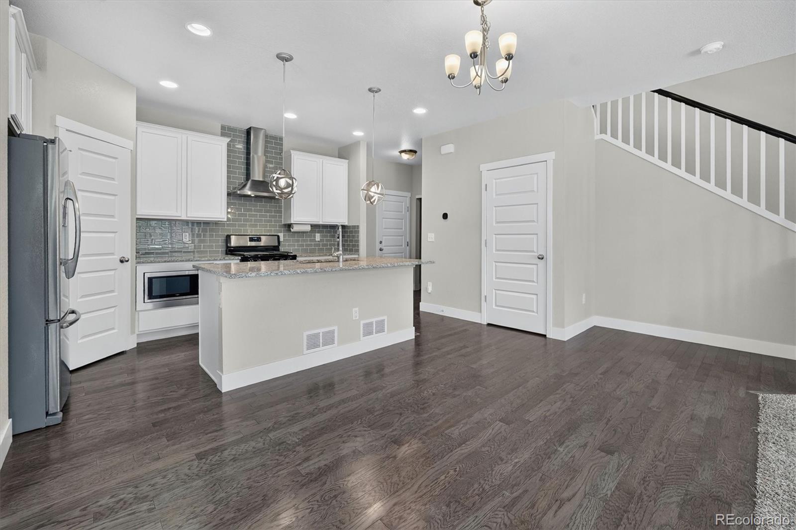 MLS Image #7 for 6827  canosa street,denver, Colorado
