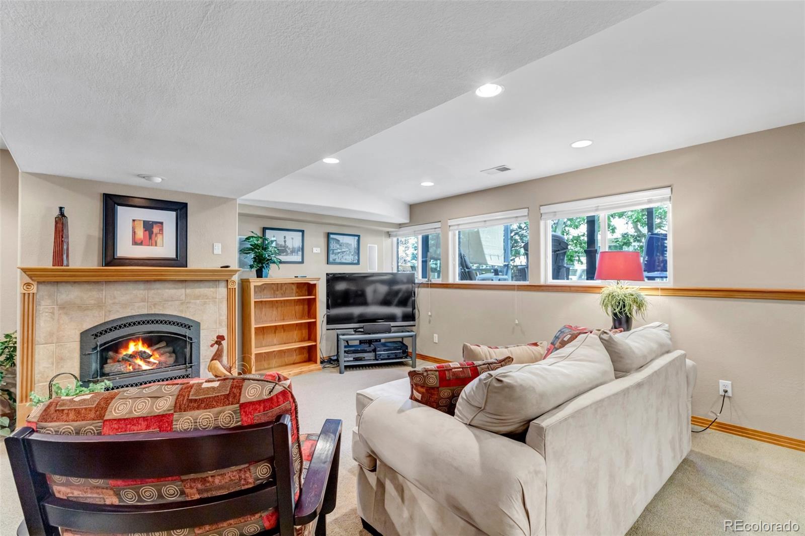 MLS Image #10 for 8466 s nelson street,littleton, Colorado