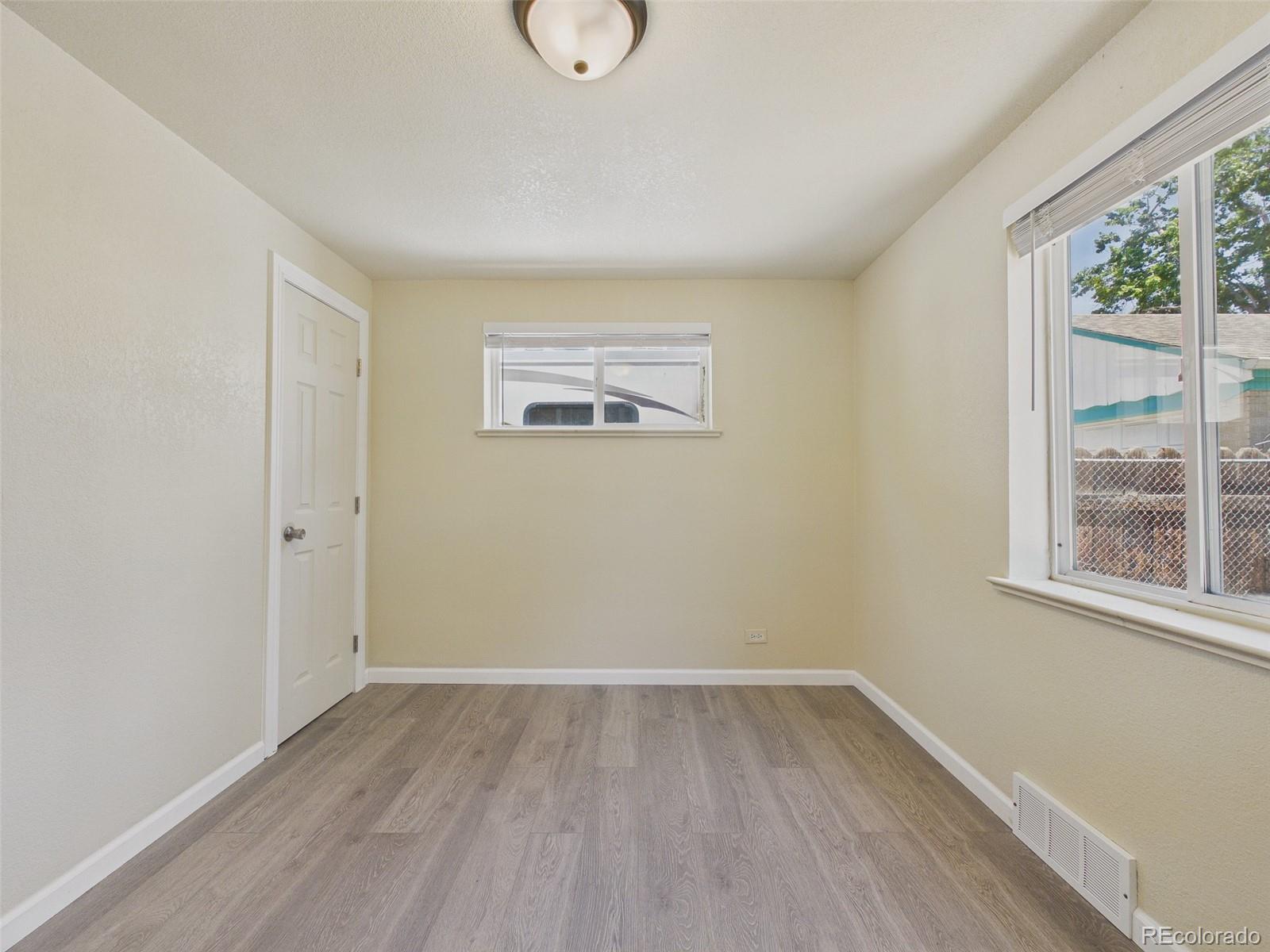 MLS Image #13 for 1334 s decatur street,denver, Colorado