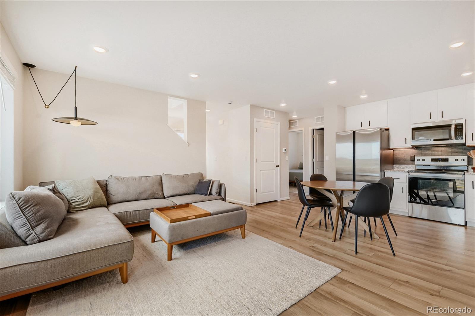 MLS Image #5 for 18057 e 51st avenue,denver, Colorado