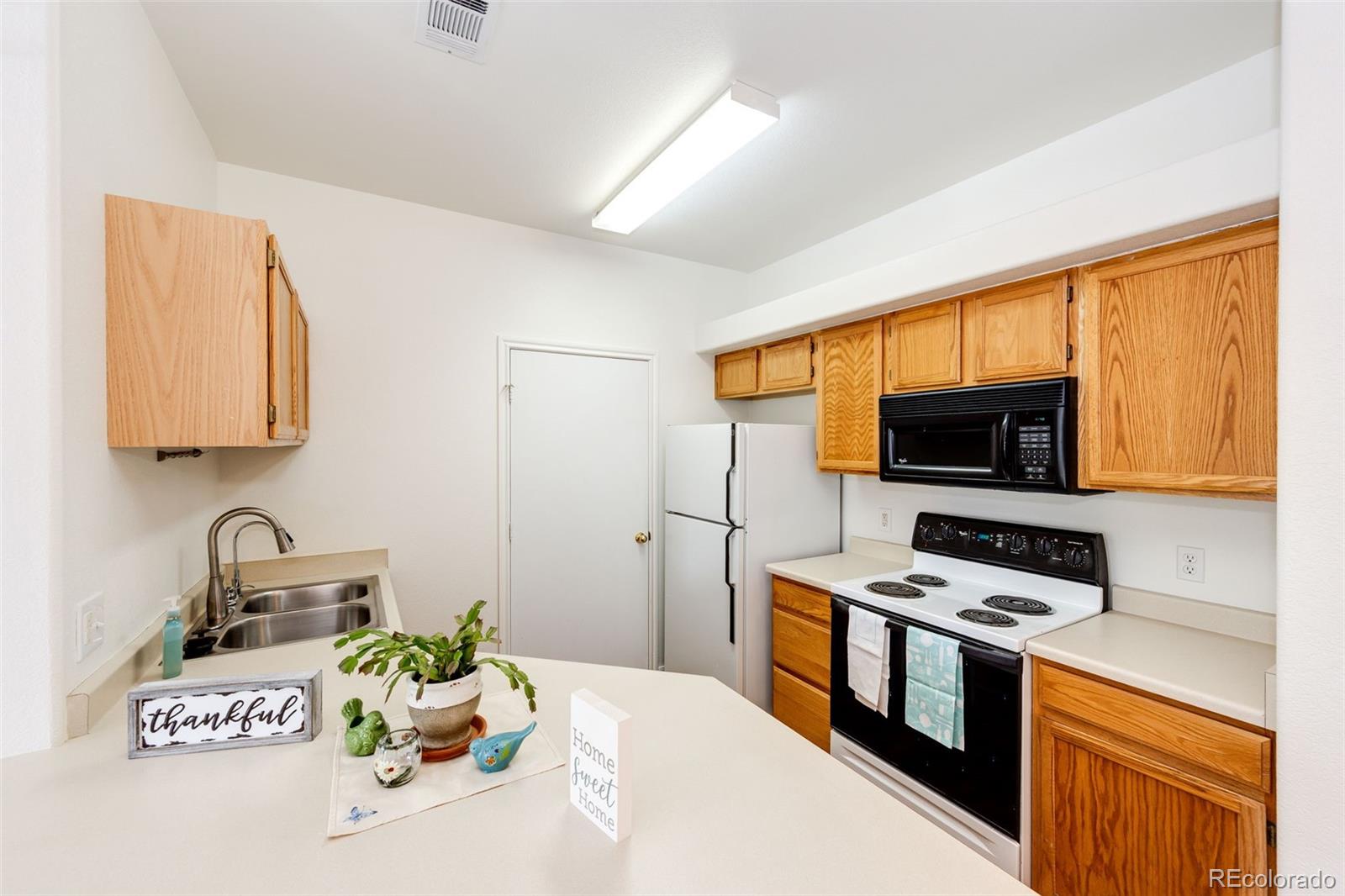 MLS Image #11 for 6005 w castlegate drive b18,castle rock, Colorado