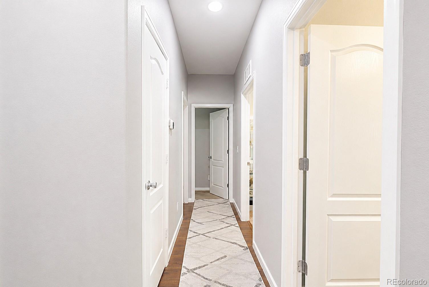 MLS Image #22 for 9573  cherry lane,denver, Colorado