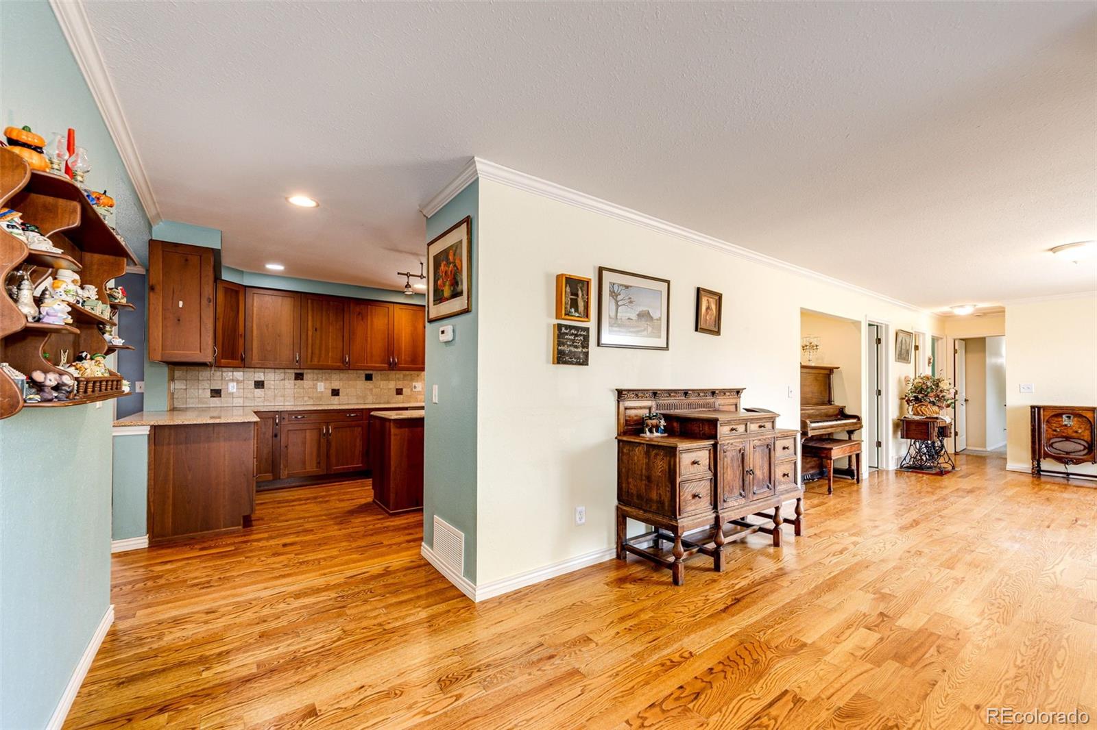 MLS Image #17 for 34509  county road 21 ,elizabeth, Colorado