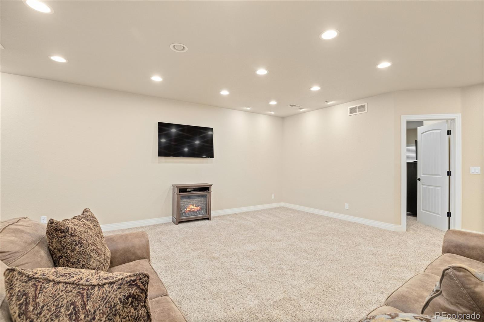 MLS Image #30 for 41865  muirfield loop,elizabeth, Colorado