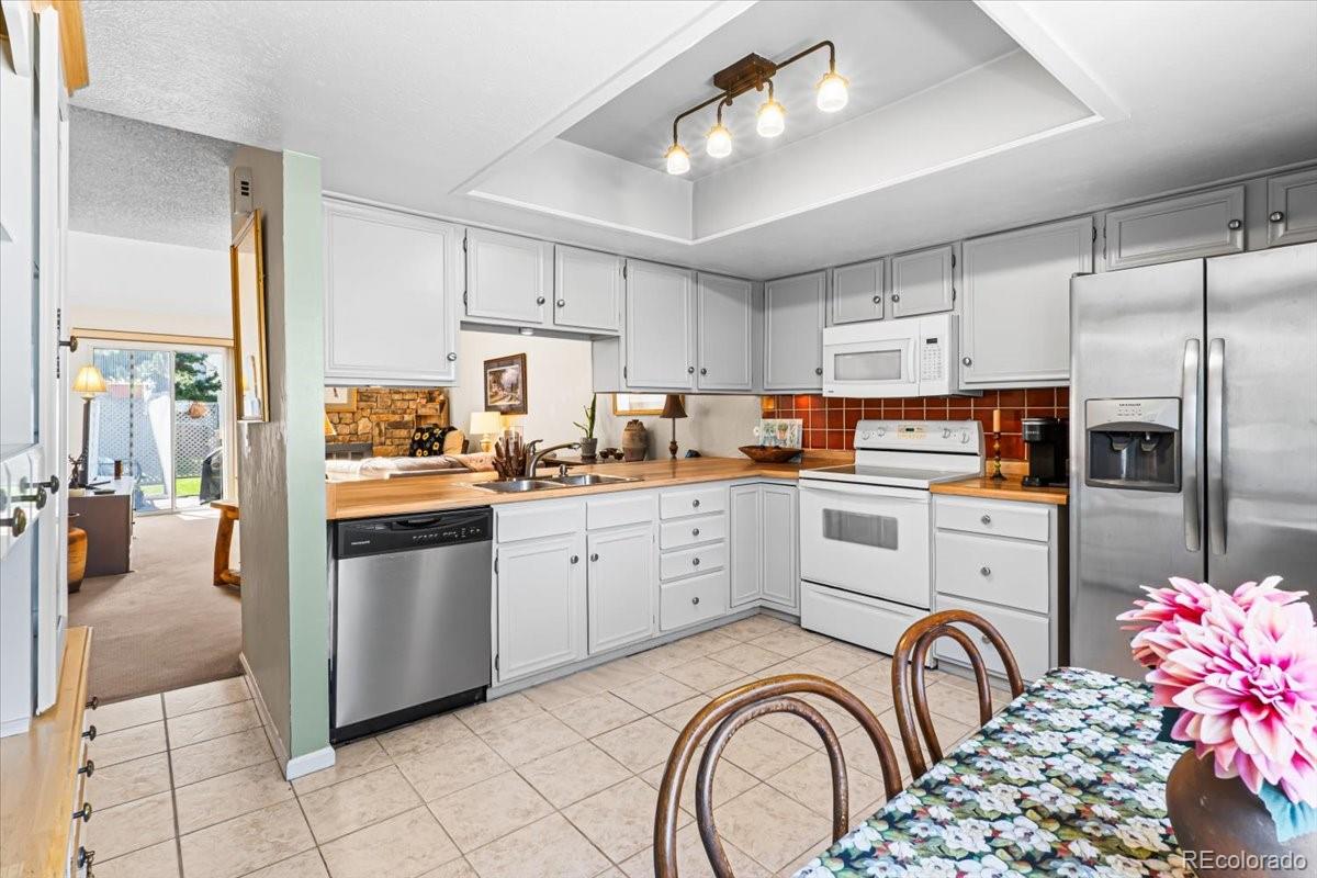 MLS Image #10 for 13652 e evans avenue,aurora, Colorado