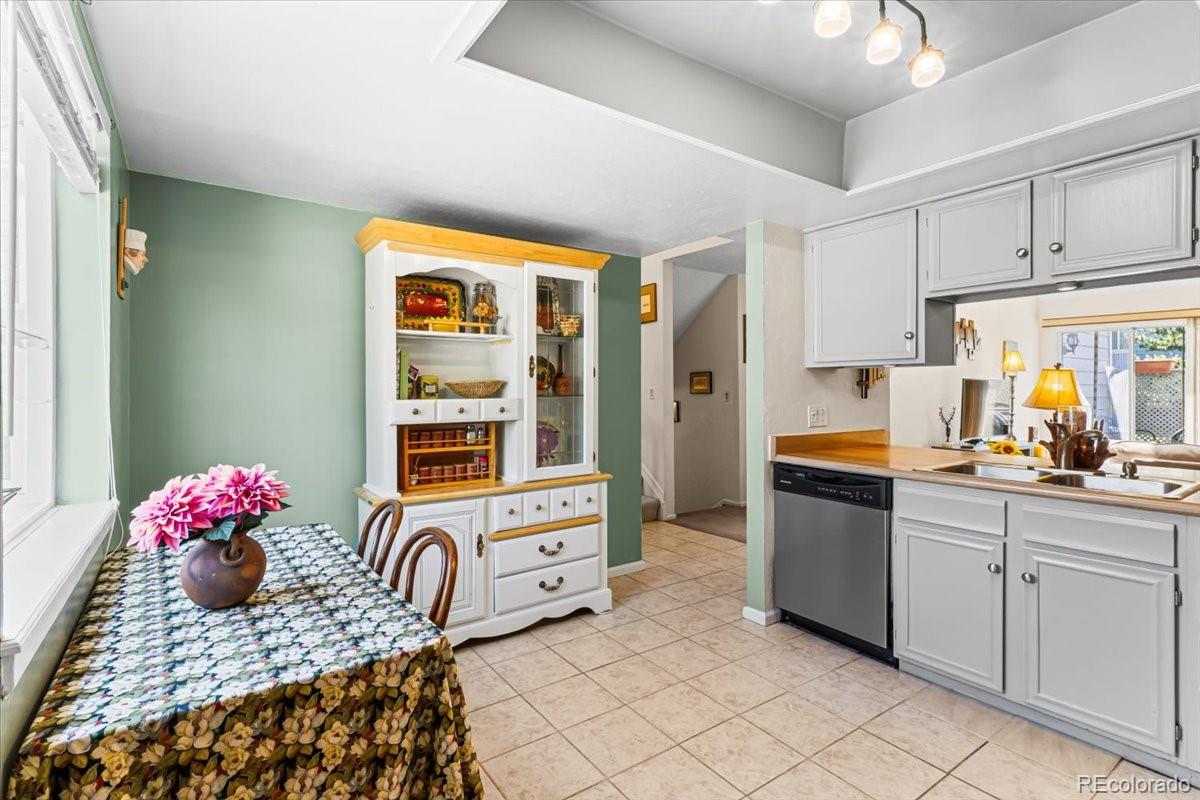 MLS Image #11 for 13652 e evans avenue,aurora, Colorado