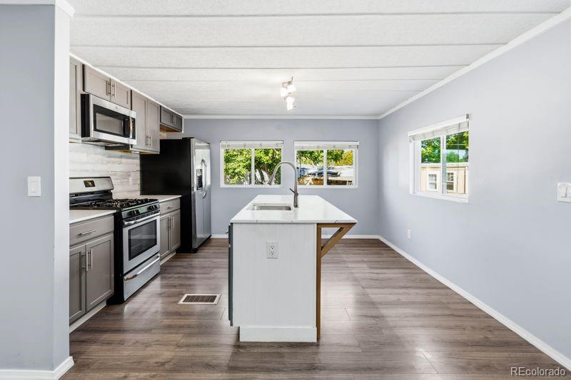 MLS Image #3 for 1600  sable blvd ,aurora, Colorado