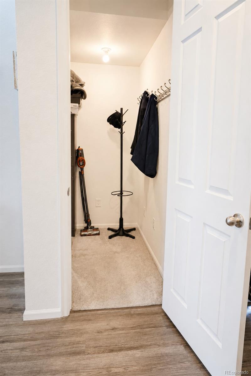 MLS Image #15 for 24245 e 41st avenue,aurora, Colorado