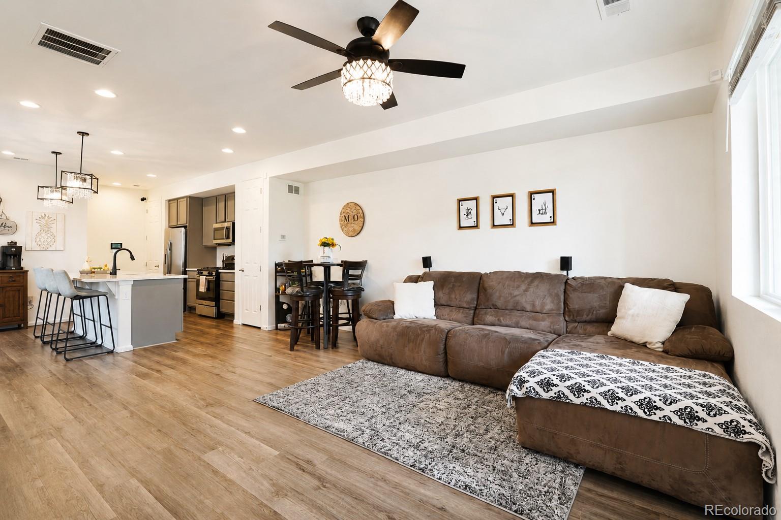 MLS Image #4 for 24245 e 41st avenue,aurora, Colorado