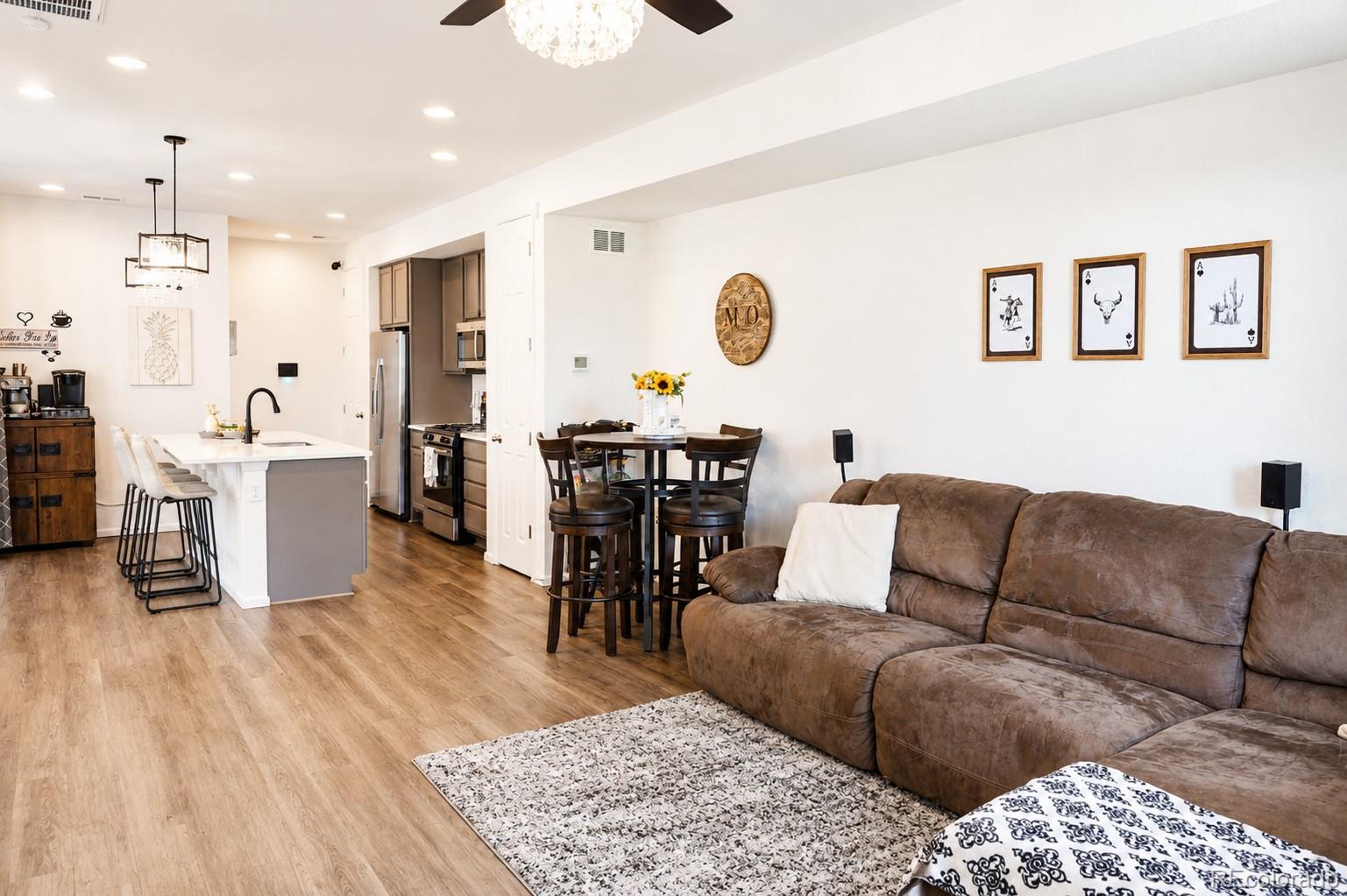 MLS Image #5 for 24245 e 41st avenue,aurora, Colorado