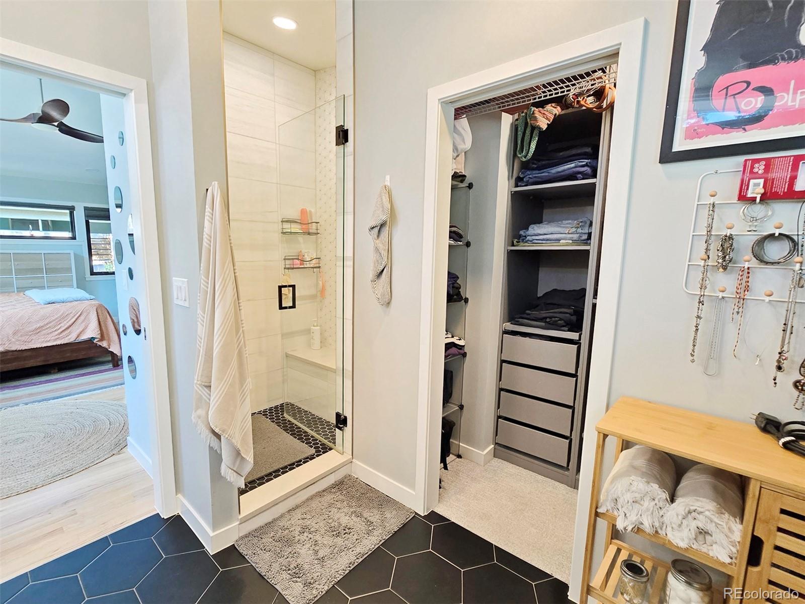 MLS Image #14 for 2635 s garfield way,denver, Colorado
