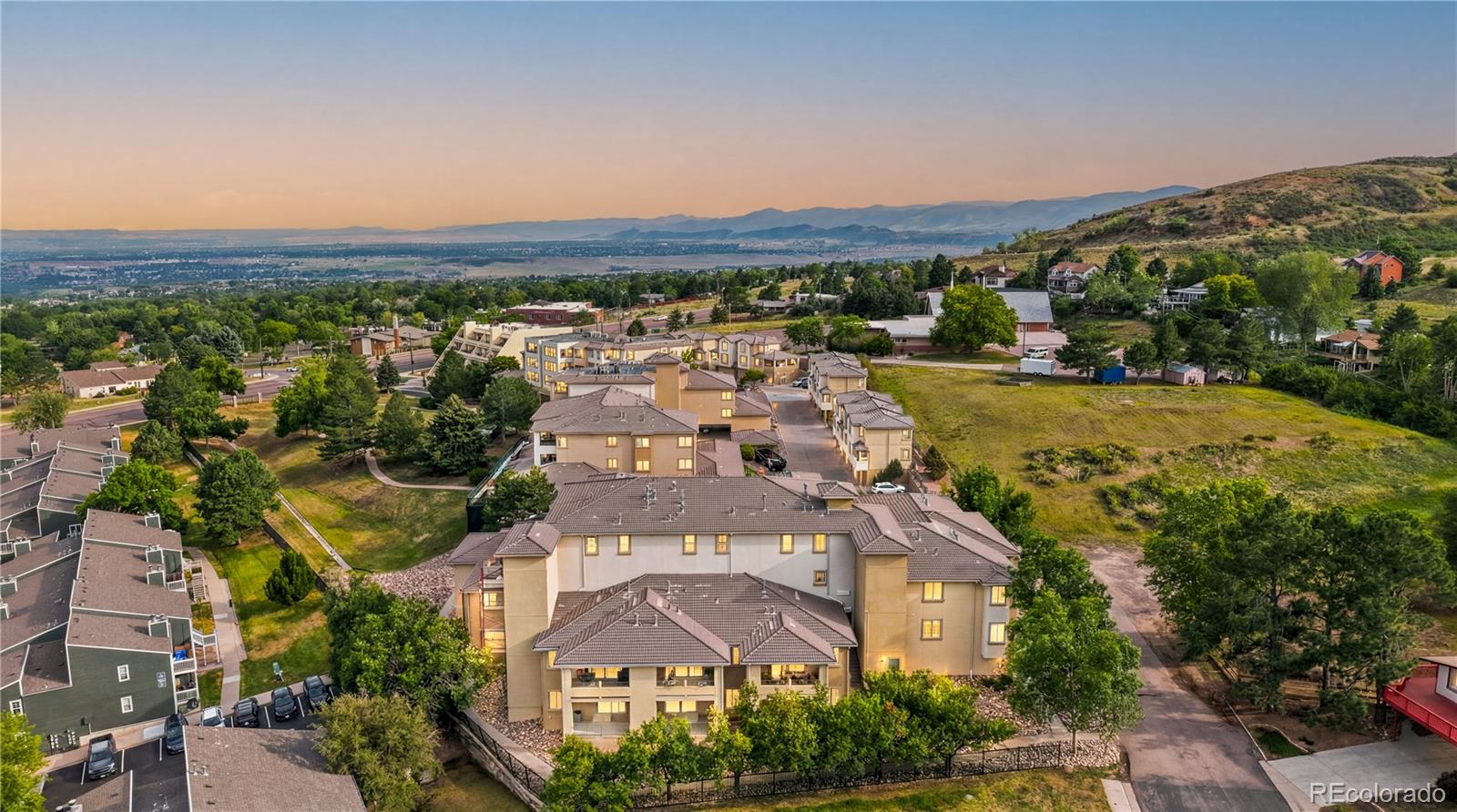 MLS Image #2 for 13353 w alameda parkway,lakewood, Colorado