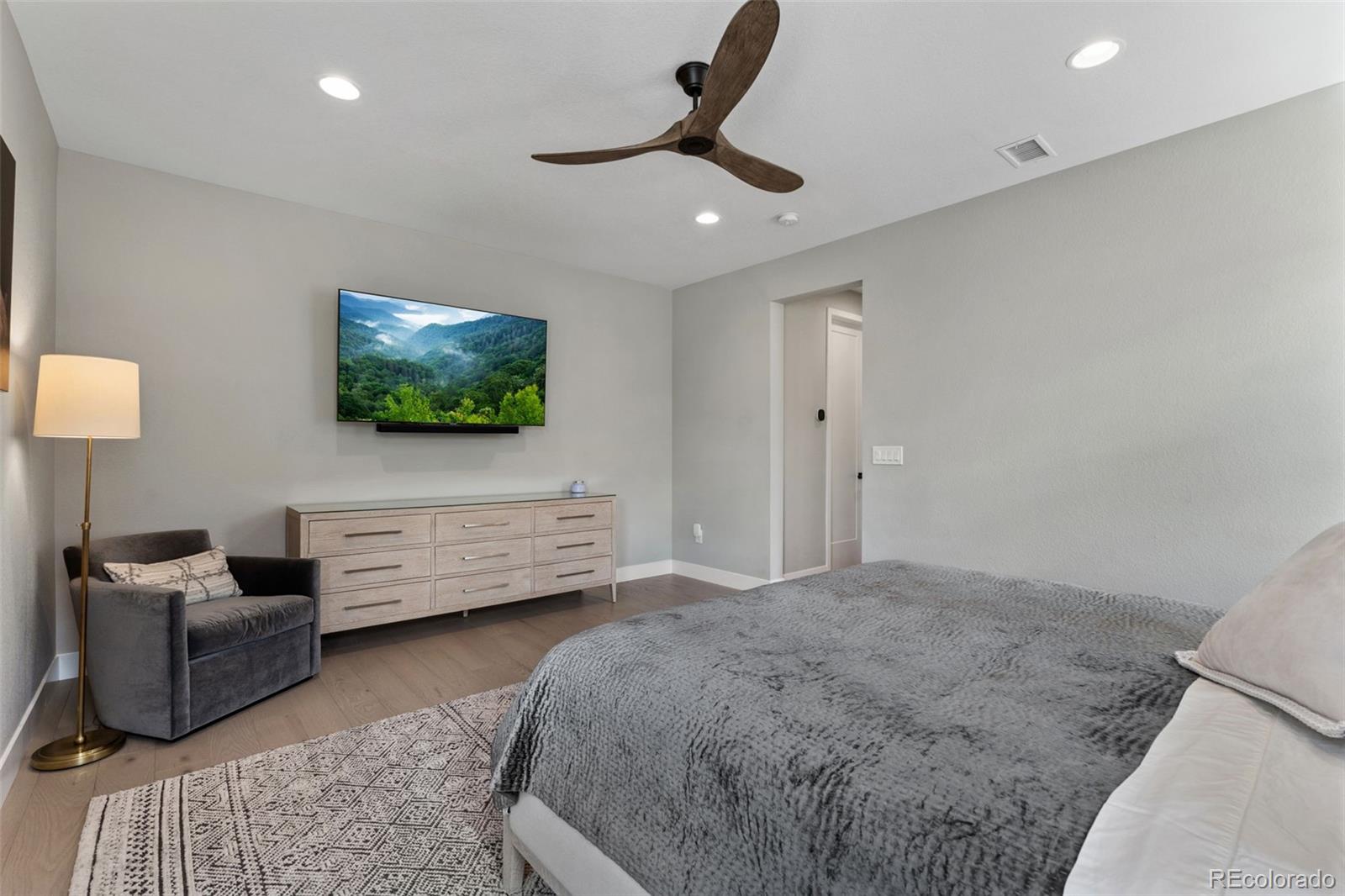MLS Image #17 for 9122  rio lado street,littleton, Colorado