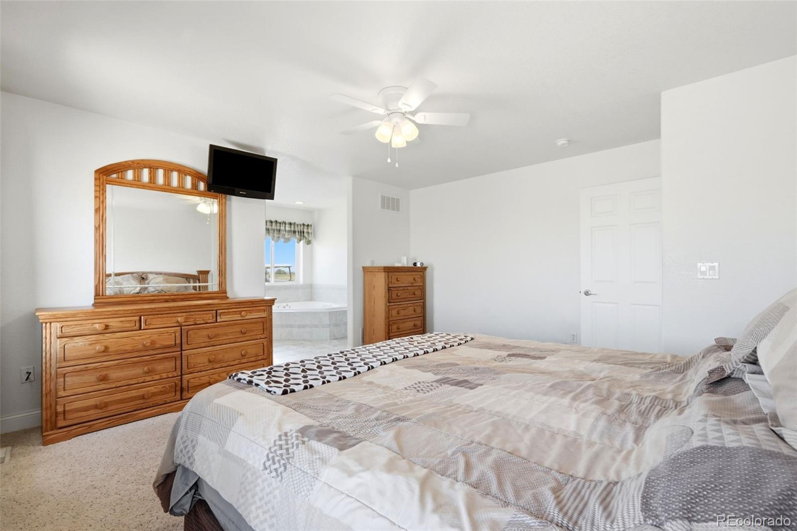 MLS Image #18 for 37859 e 149th place,keenesburg, Colorado