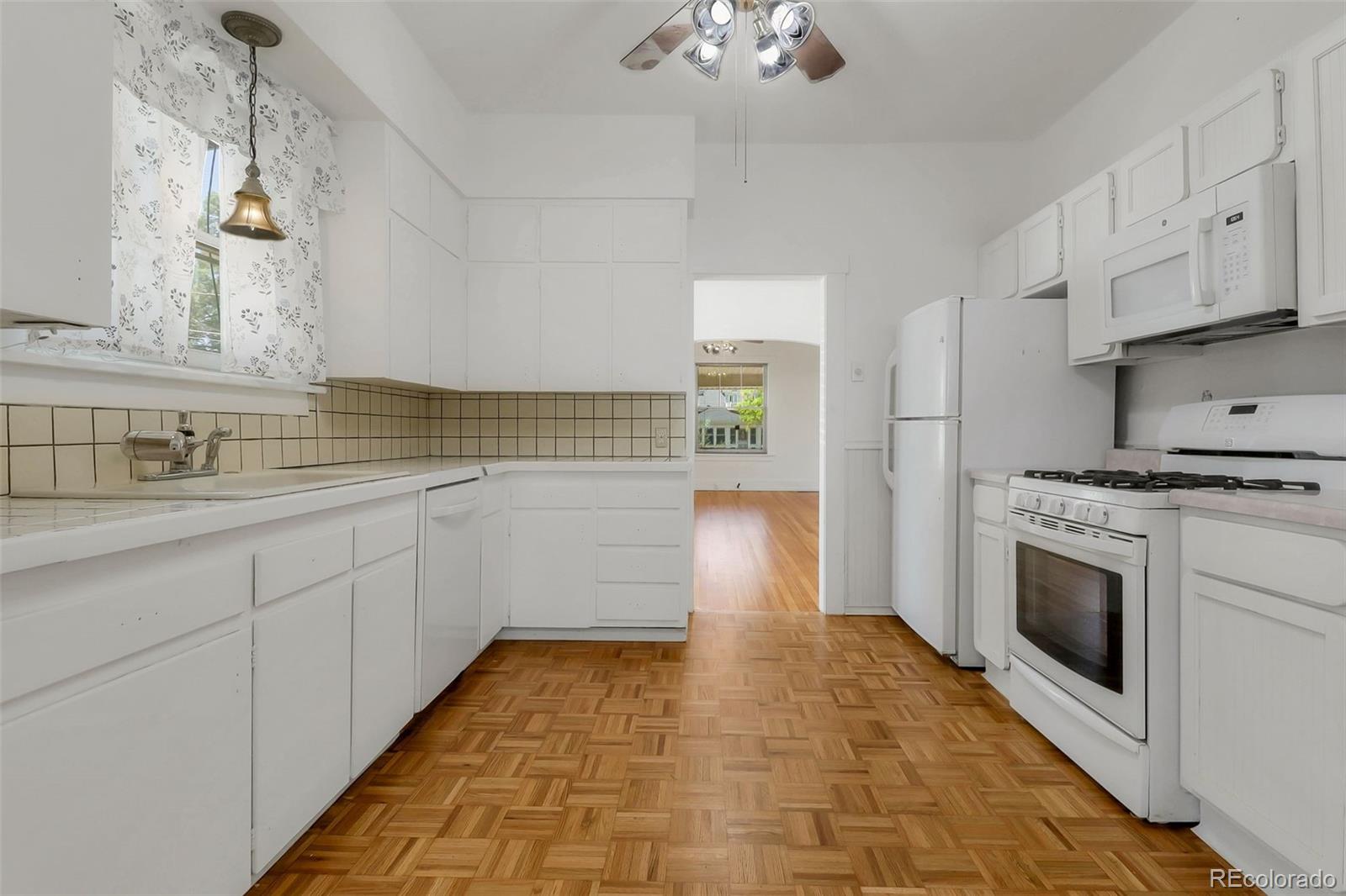 MLS Image #11 for 6001 w 32nd avenue,wheat ridge, Colorado