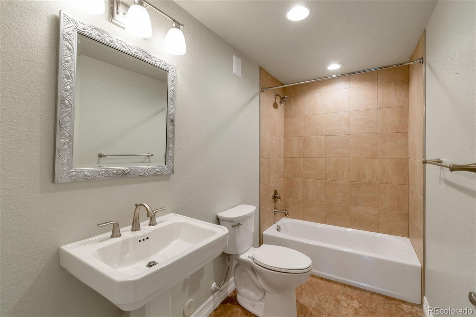 MLS Image #27 for 6570 s ames court,littleton, Colorado