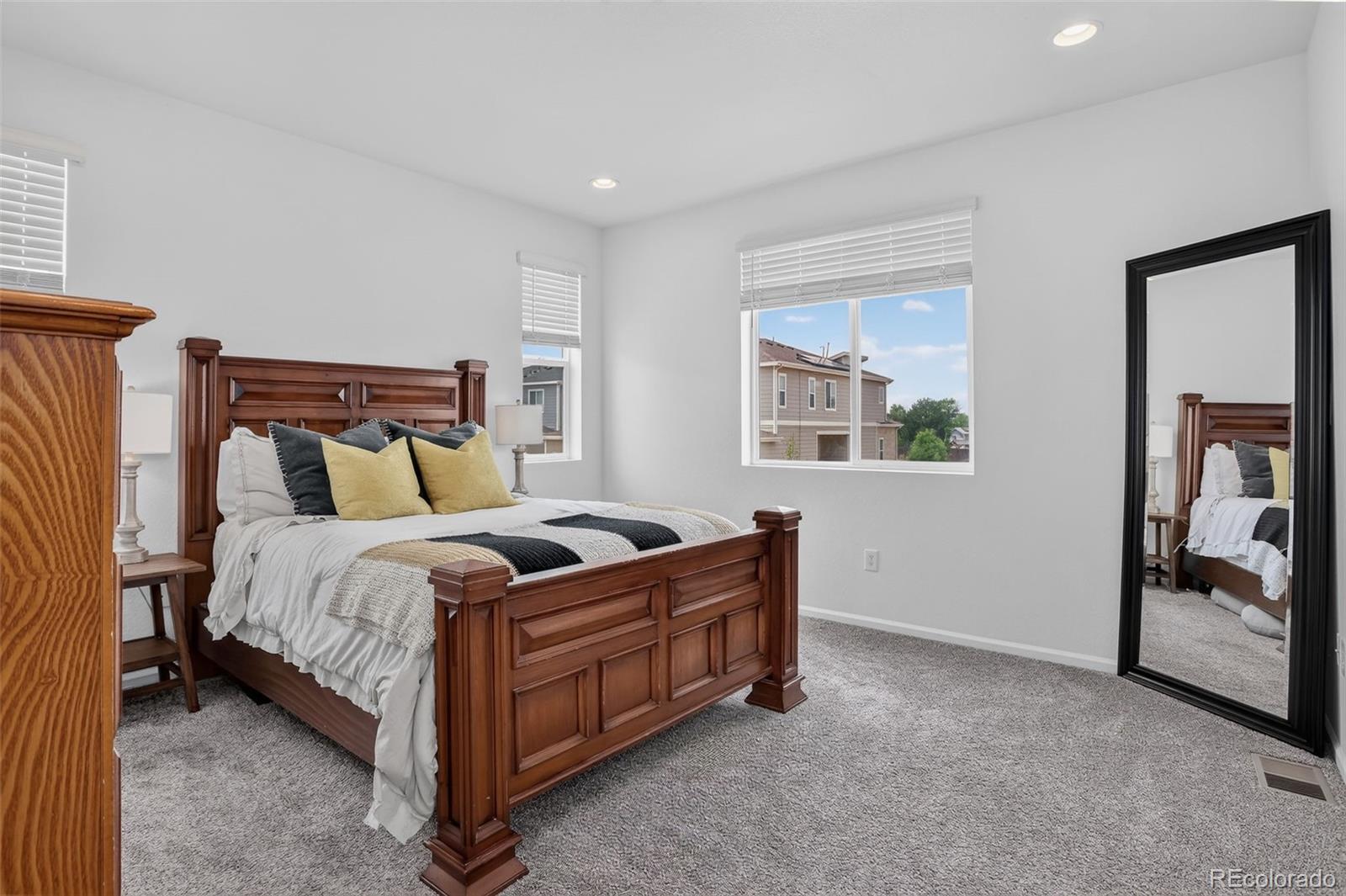 MLS Image #14 for 1657 s andes way,aurora, Colorado
