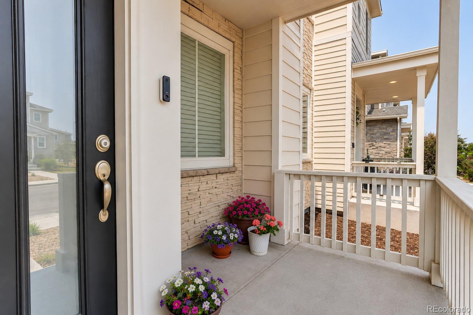 MLS Image #3 for 1657 s andes way,aurora, Colorado