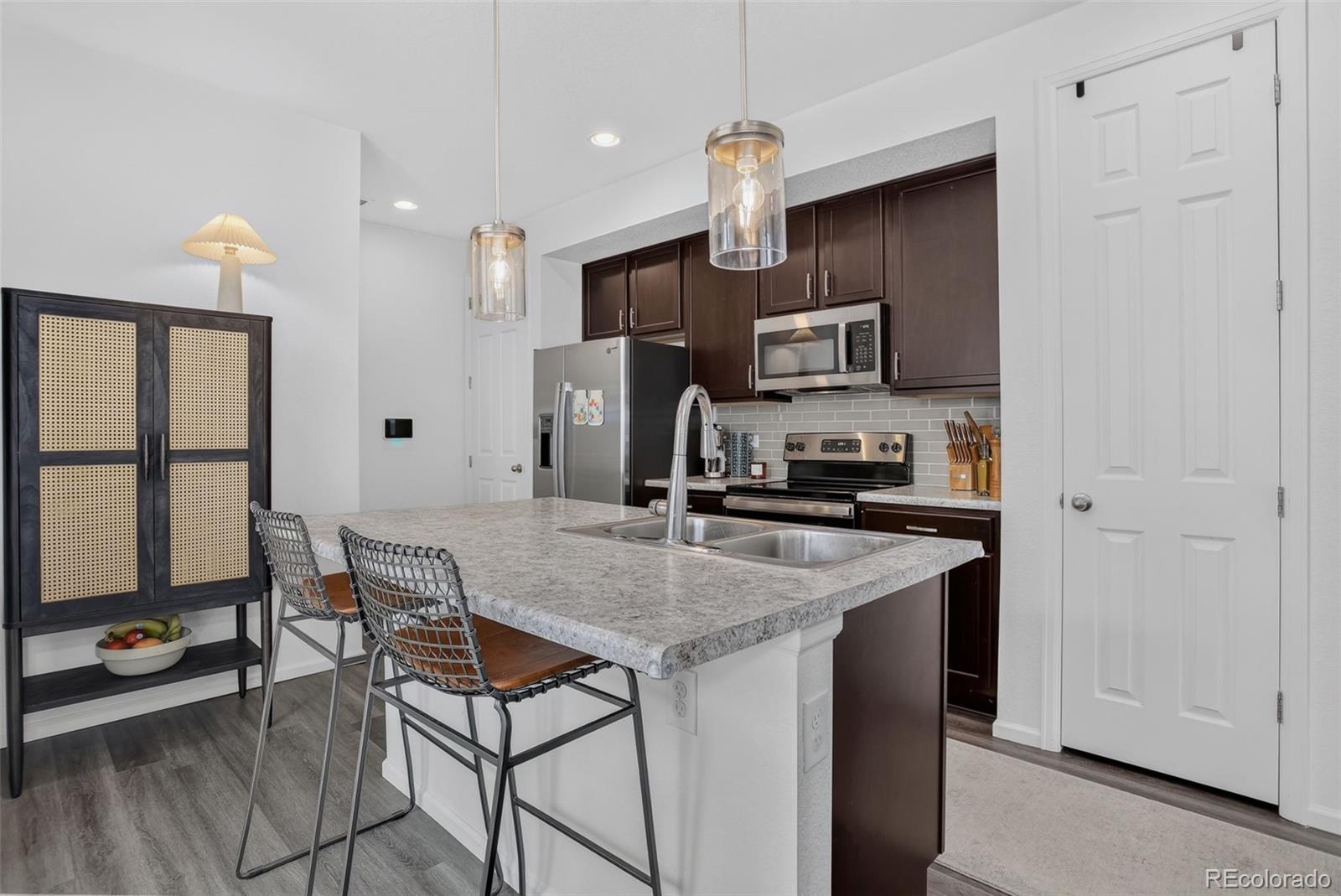 MLS Image #4 for 1657 s andes way,aurora, Colorado