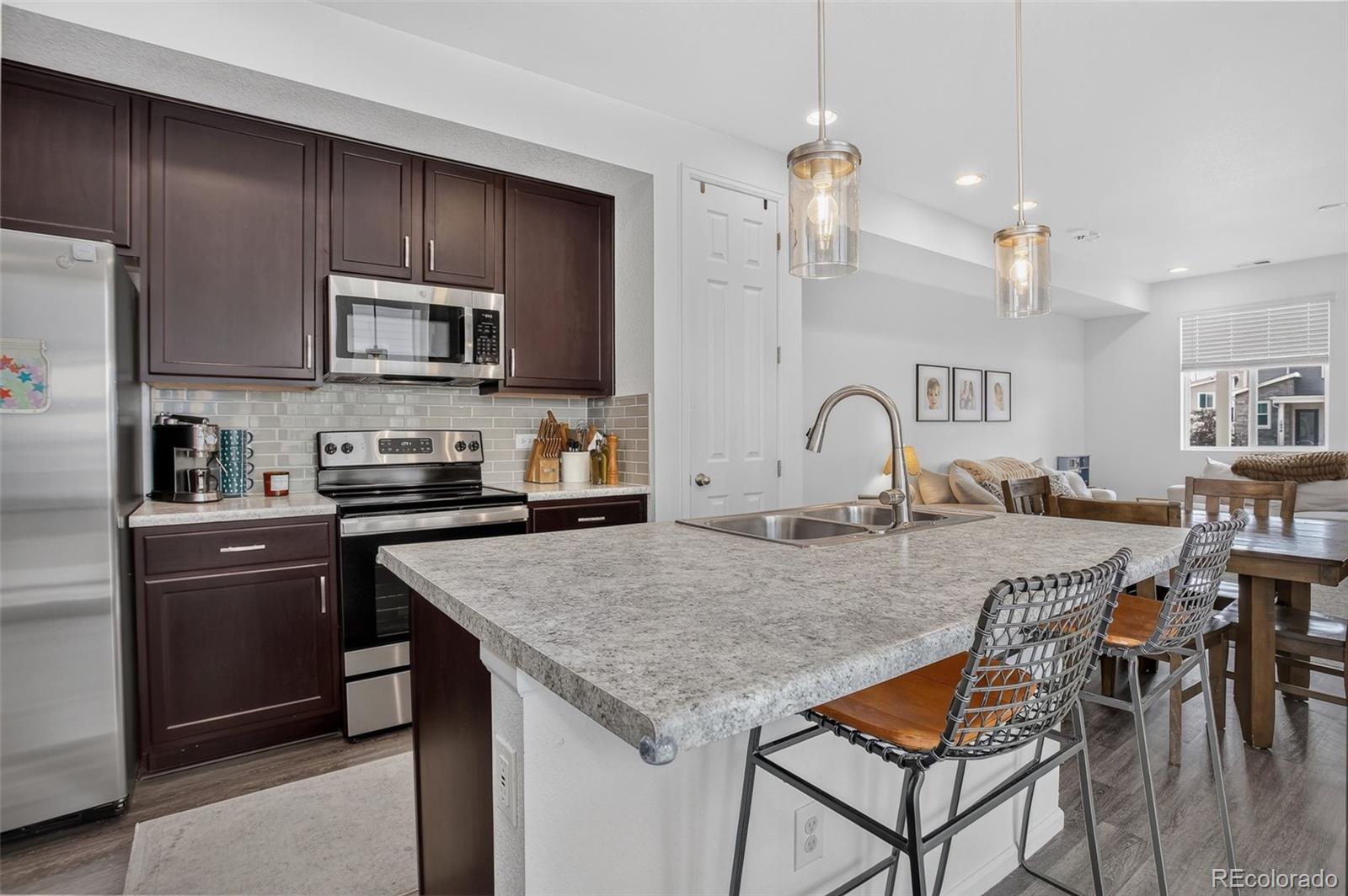 MLS Image #5 for 1657 s andes way,aurora, Colorado