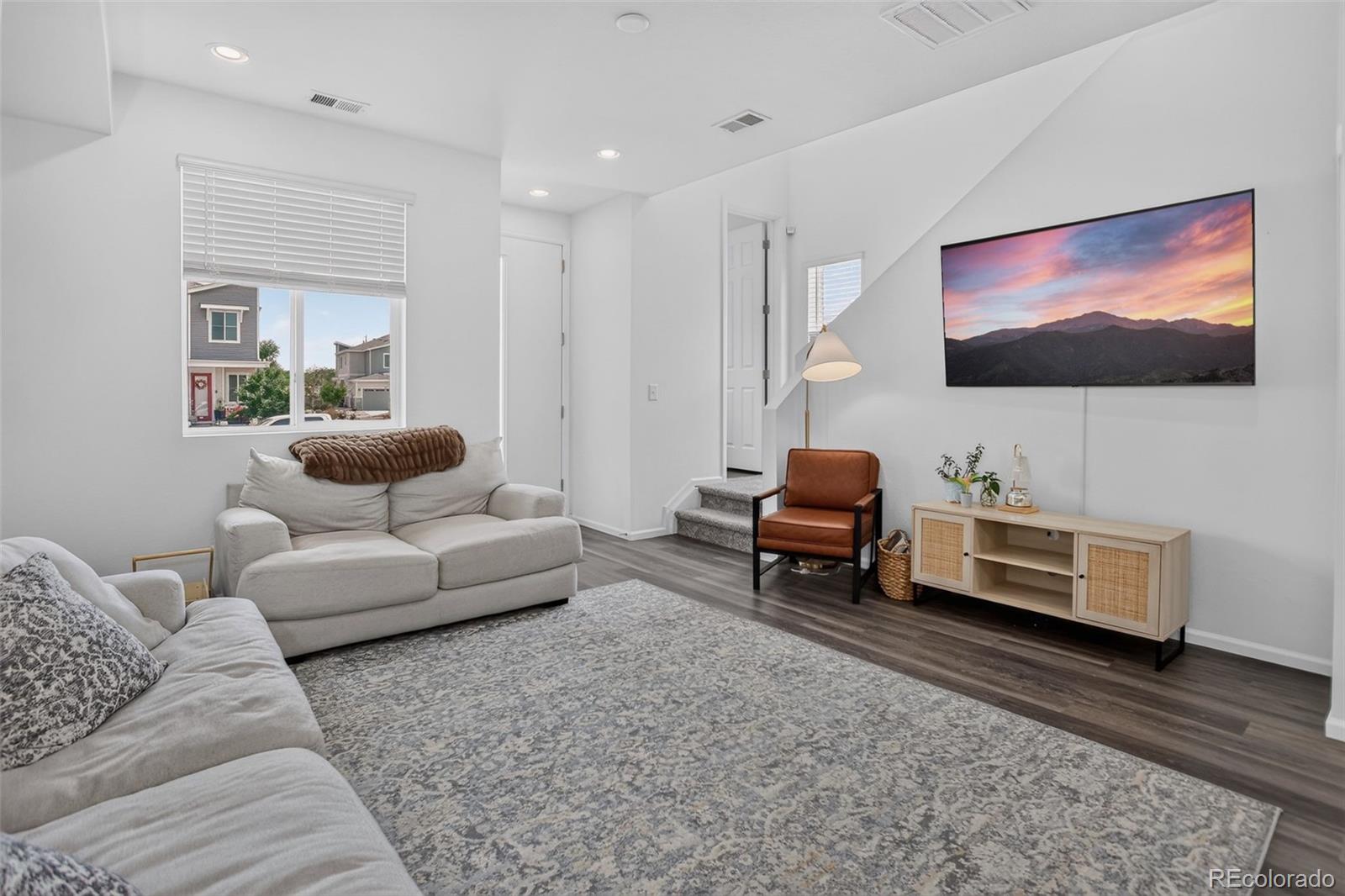 MLS Image #7 for 1657 s andes way,aurora, Colorado